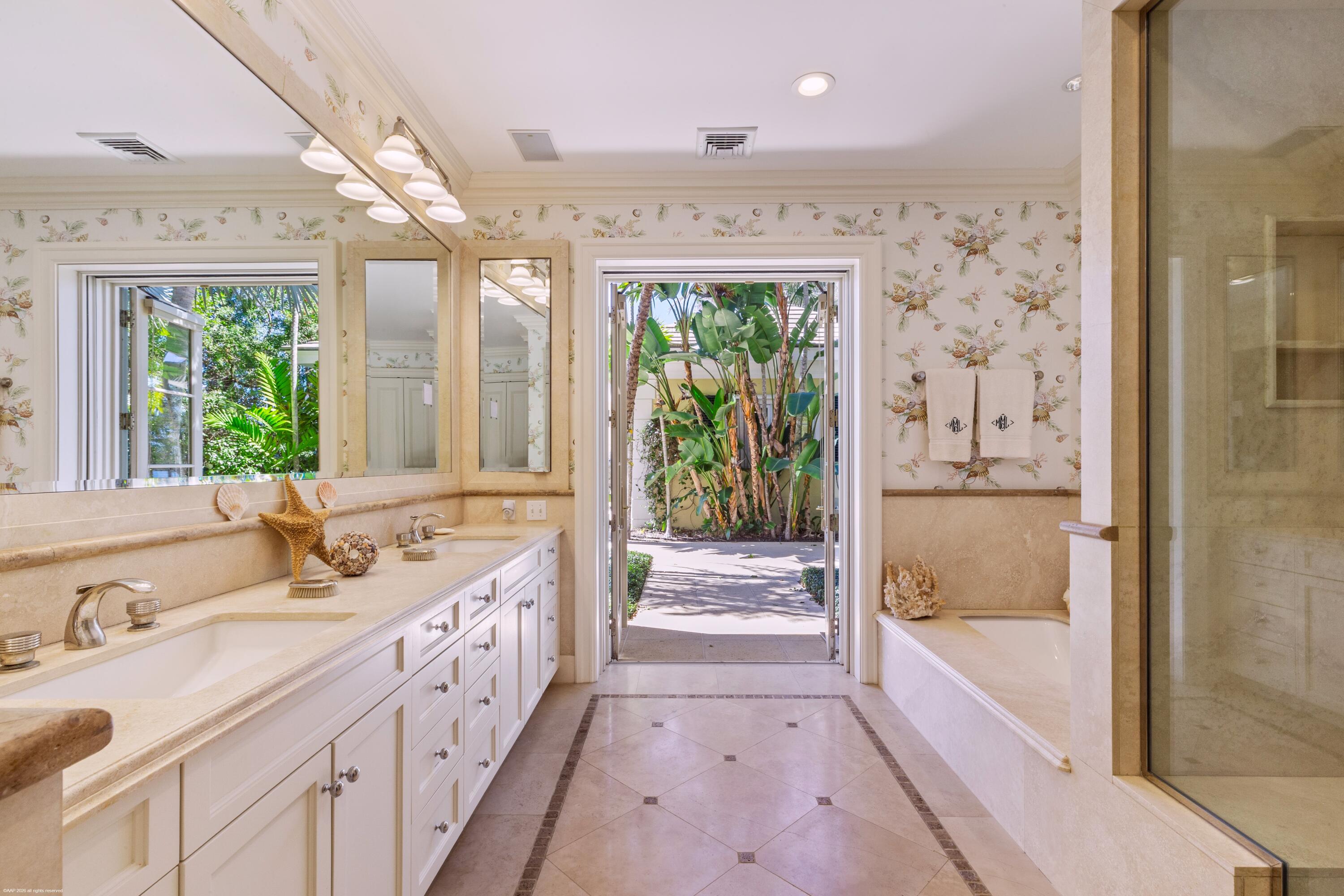 228 S Beach Jupiter Island, FL 33455