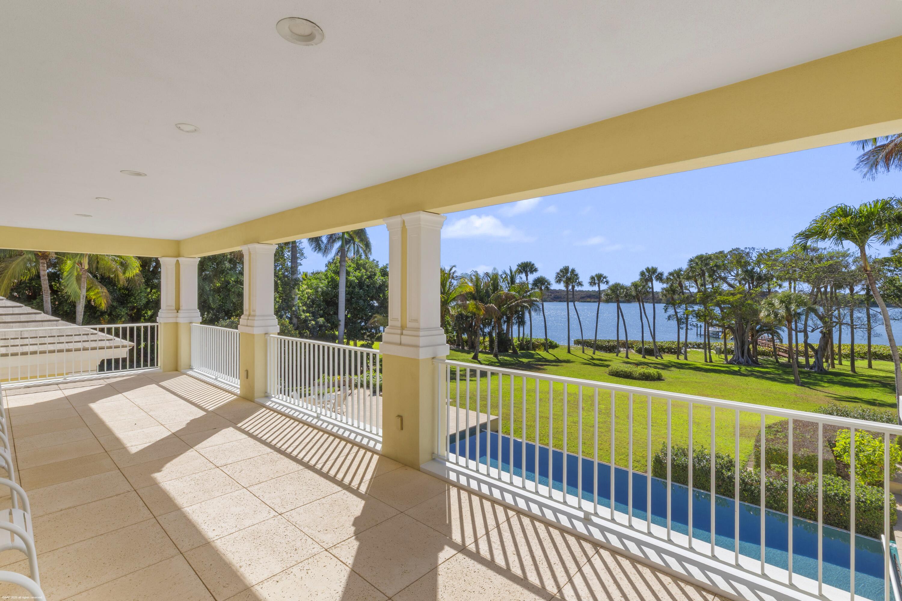 228 S Beach Jupiter Island, FL 33455
