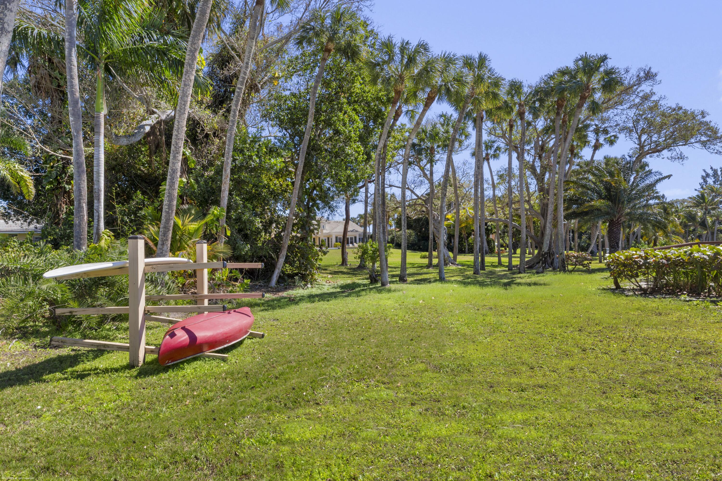 228 S Beach Jupiter Island, FL 33455