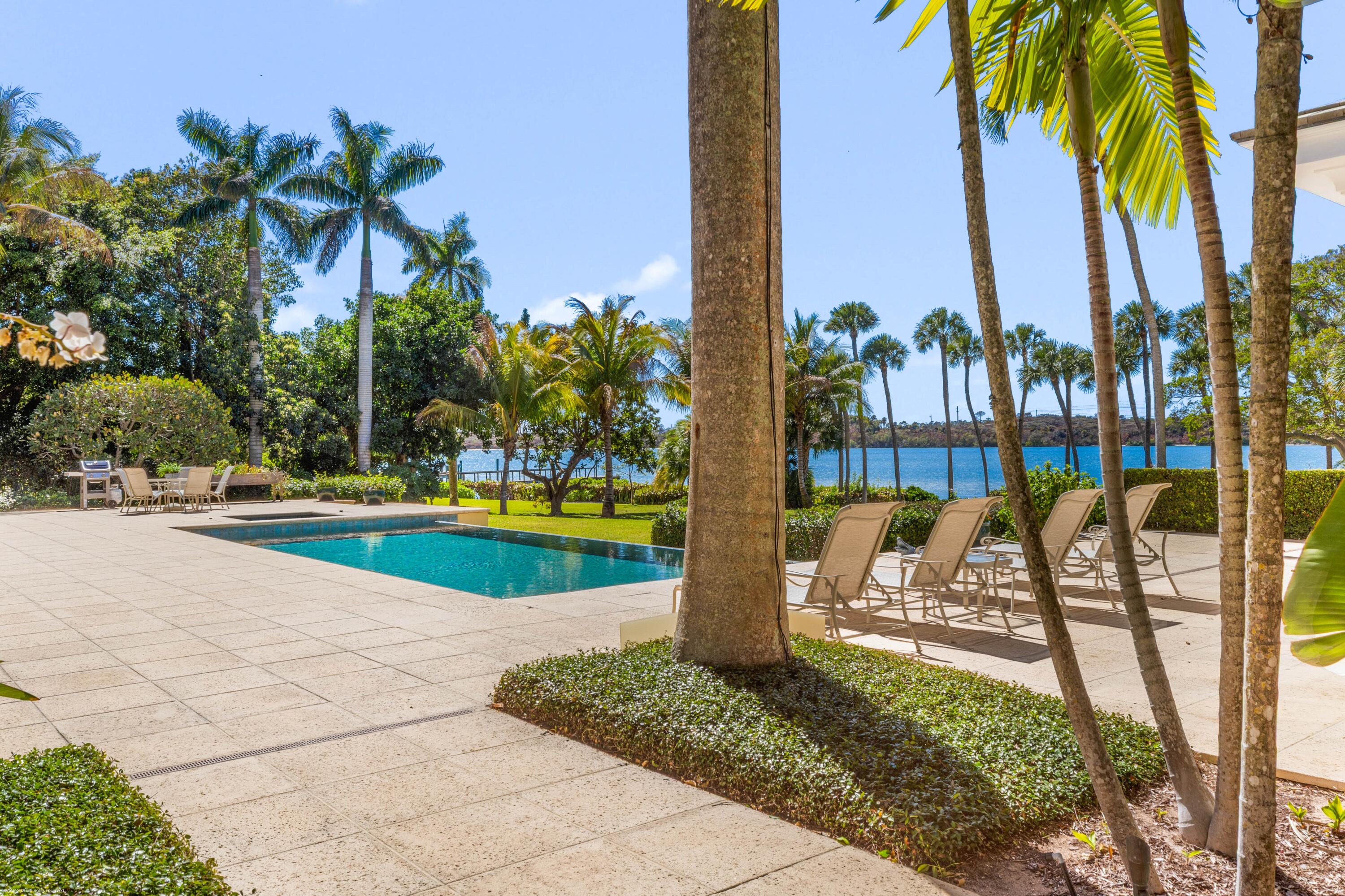 228 S Beach Jupiter Island, FL 33455