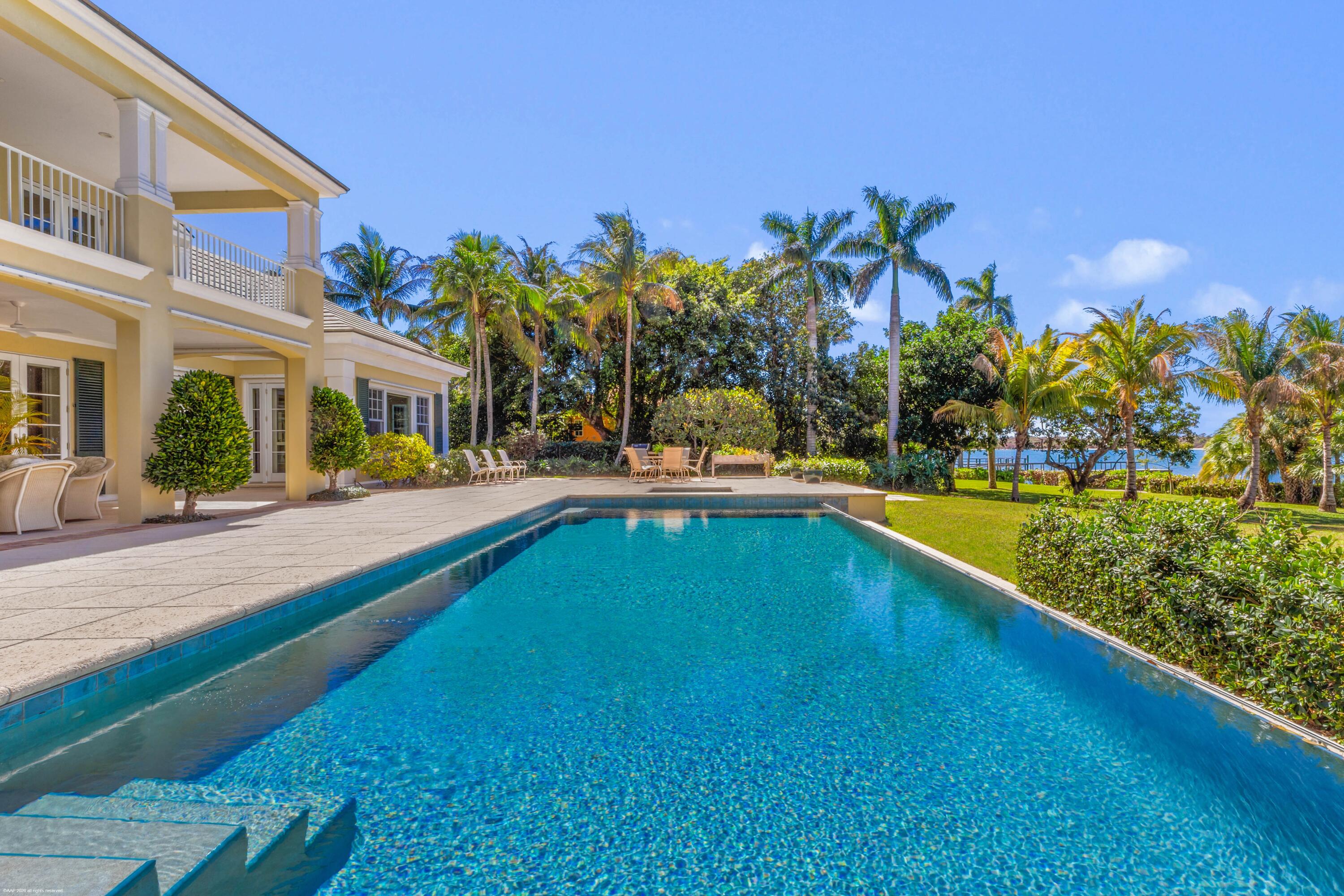 228 S Beach Jupiter Island, FL 33455