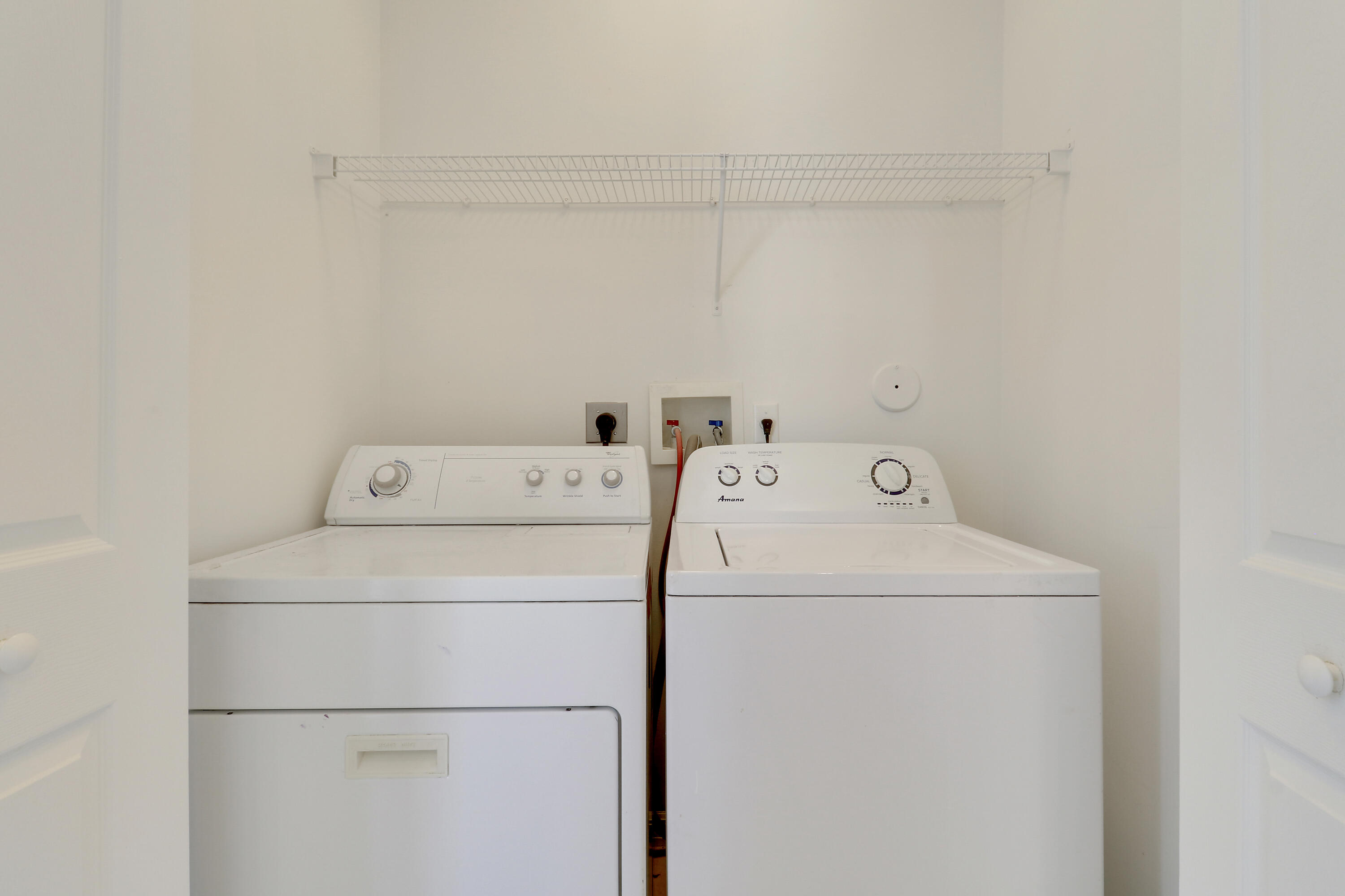 4273 E Main Jupiter, FL 33458