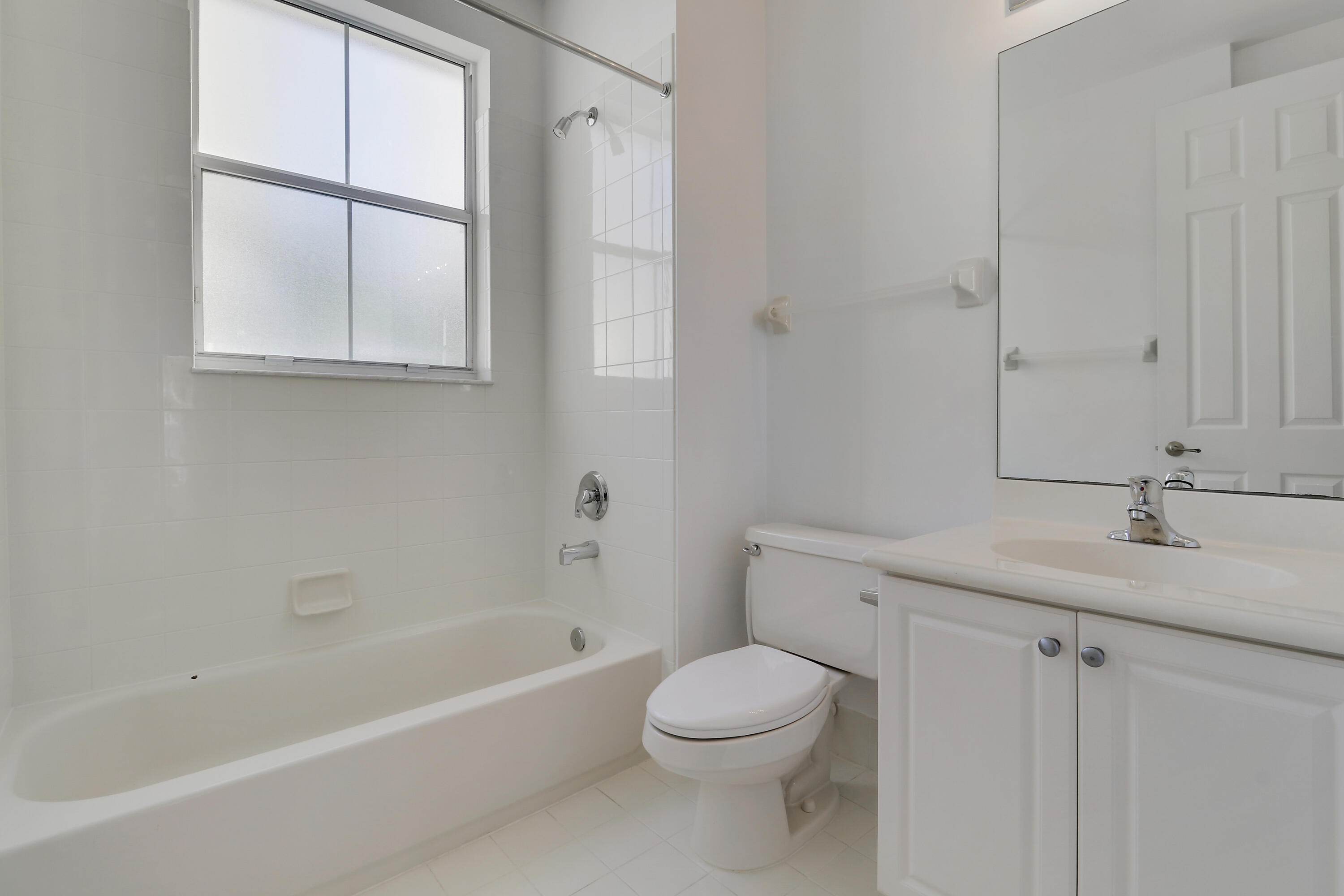 4273 E Main Jupiter, FL 33458