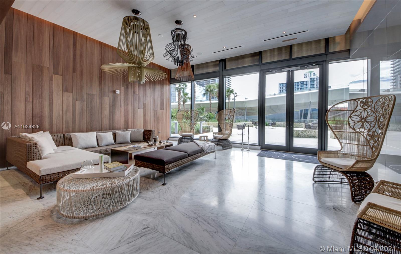 68 SE 6th St #3511 Miami, FL 33131