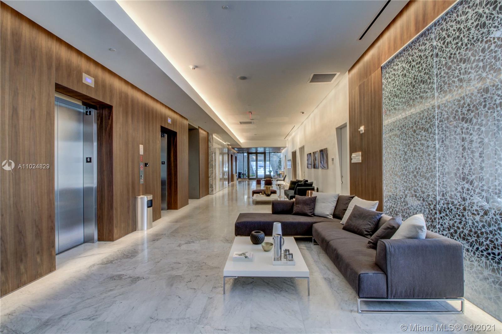 68 SE 6th St #3511 Miami, FL 33131