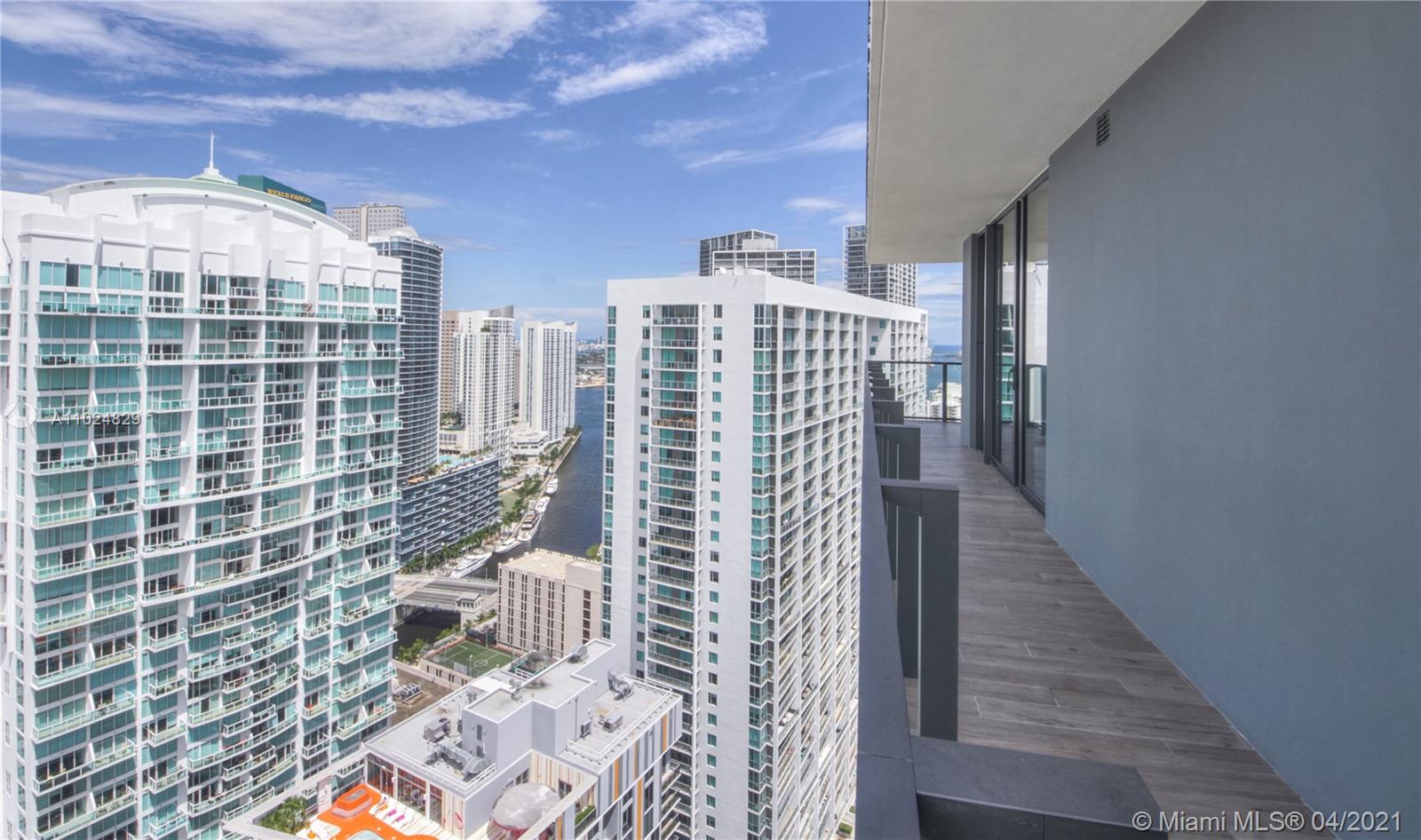 68 SE 6th St #3511 Miami, FL 33131