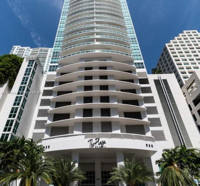 950 Brickell Bay Dr #3805