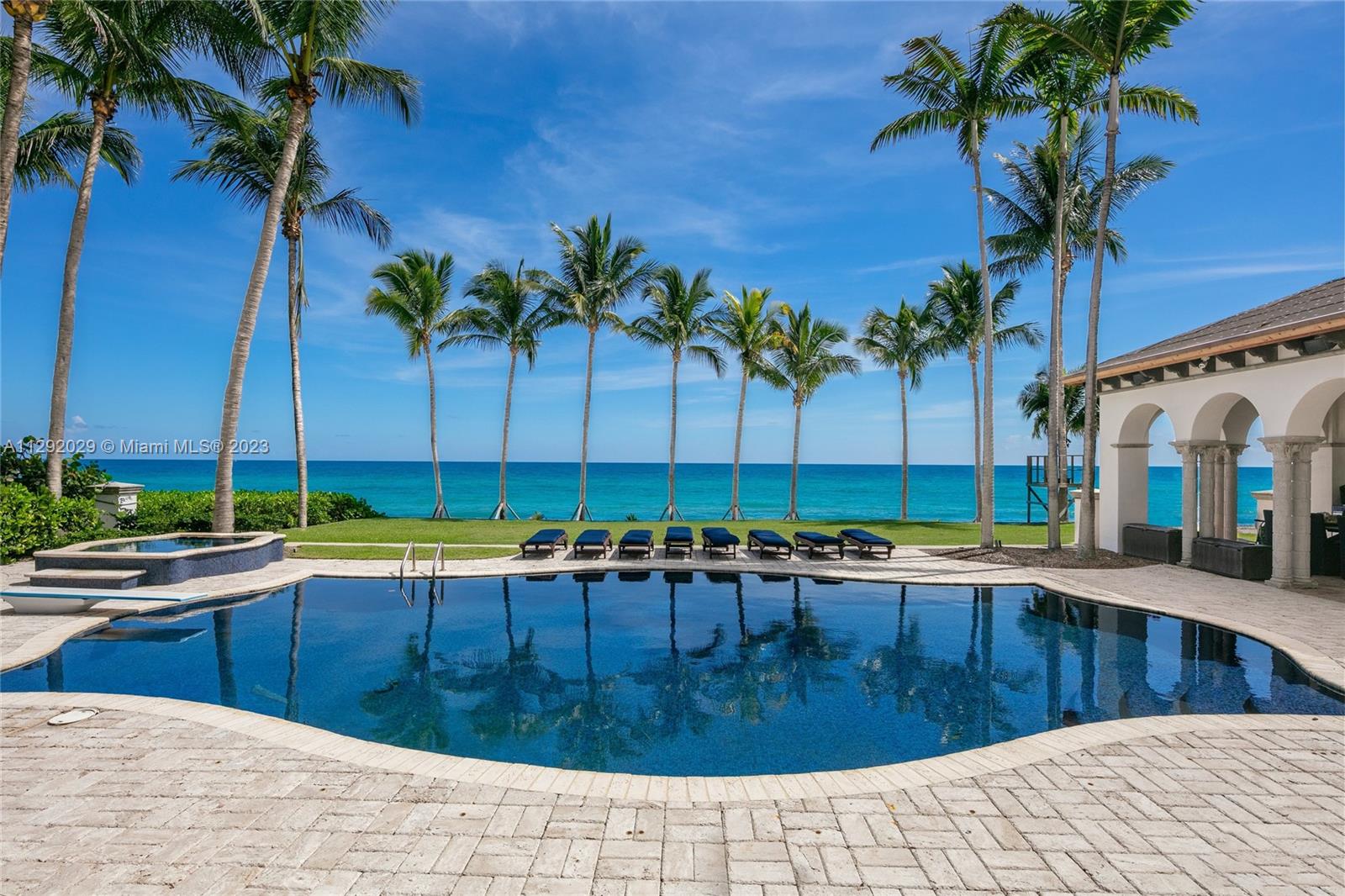 641 Ocean Blvd