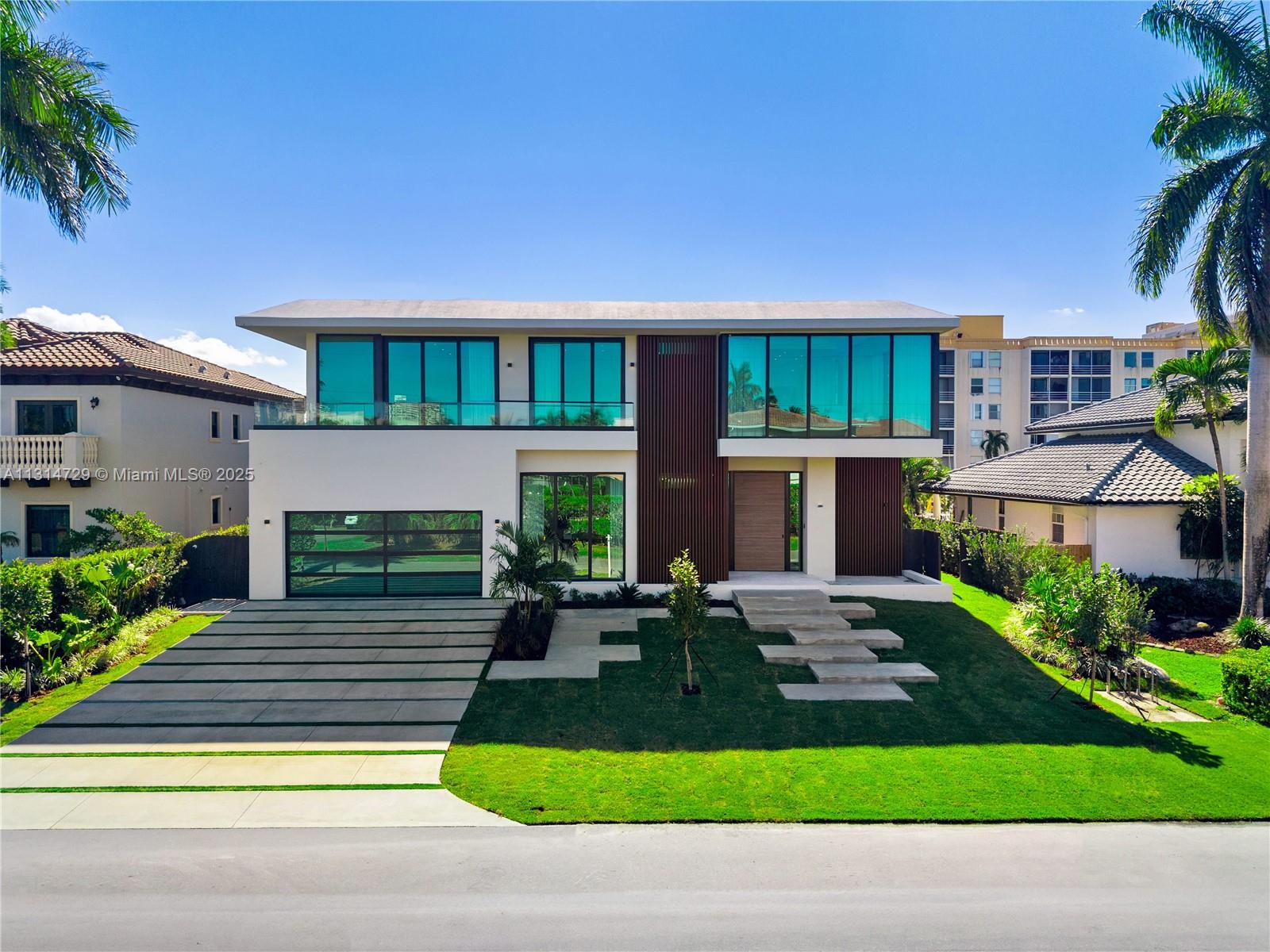 2950 NE 164th St North Miami Beach, FL 33160