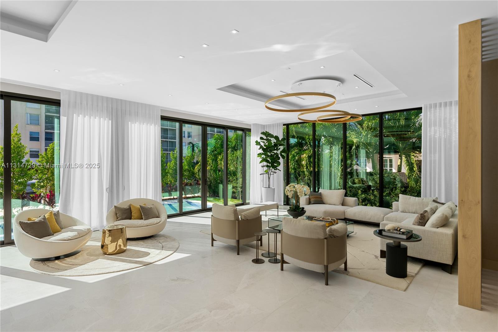 2950 NE 164th St North Miami Beach, FL 33160