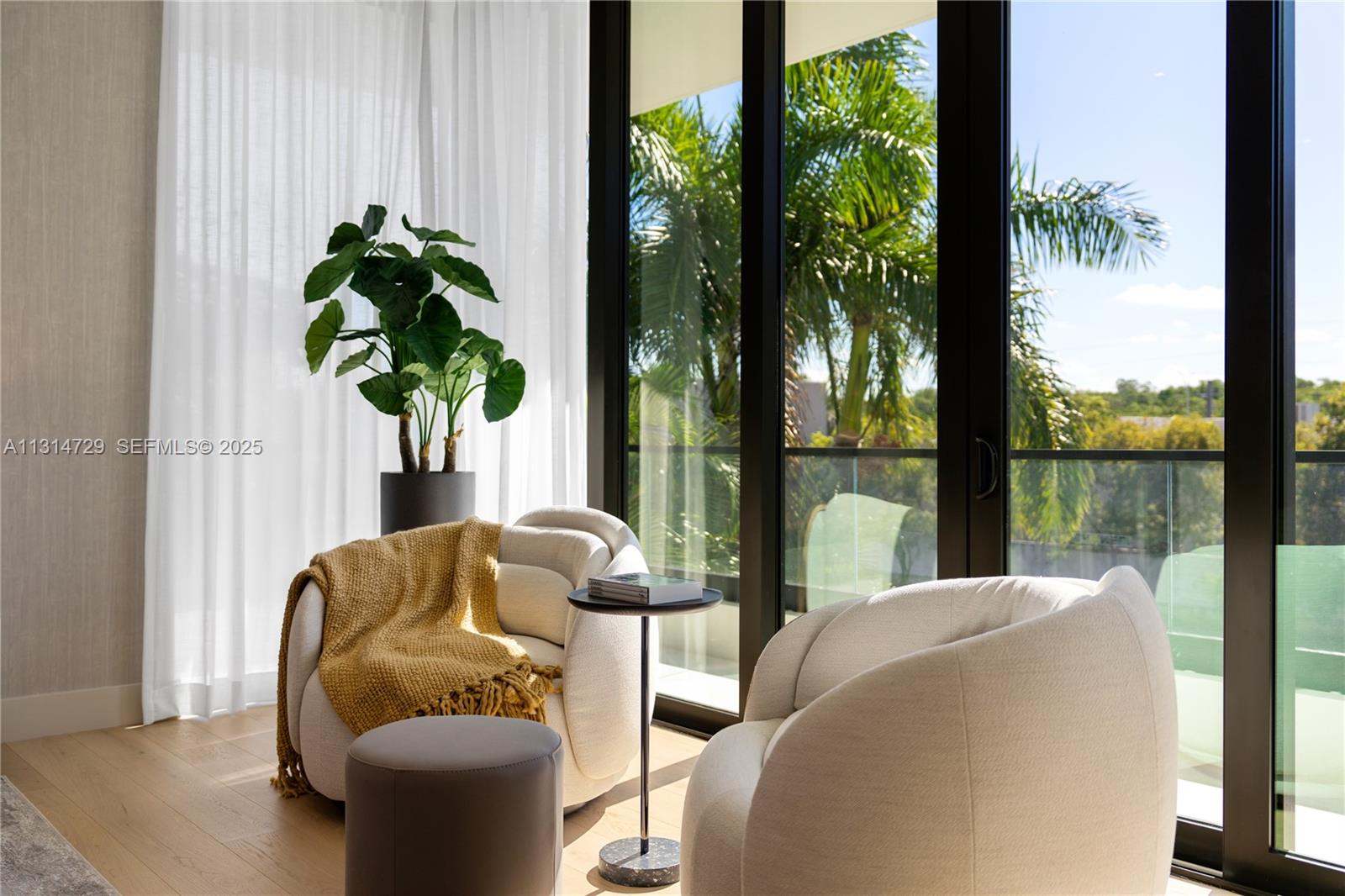 2950 NE 164th St North Miami Beach, FL 33160