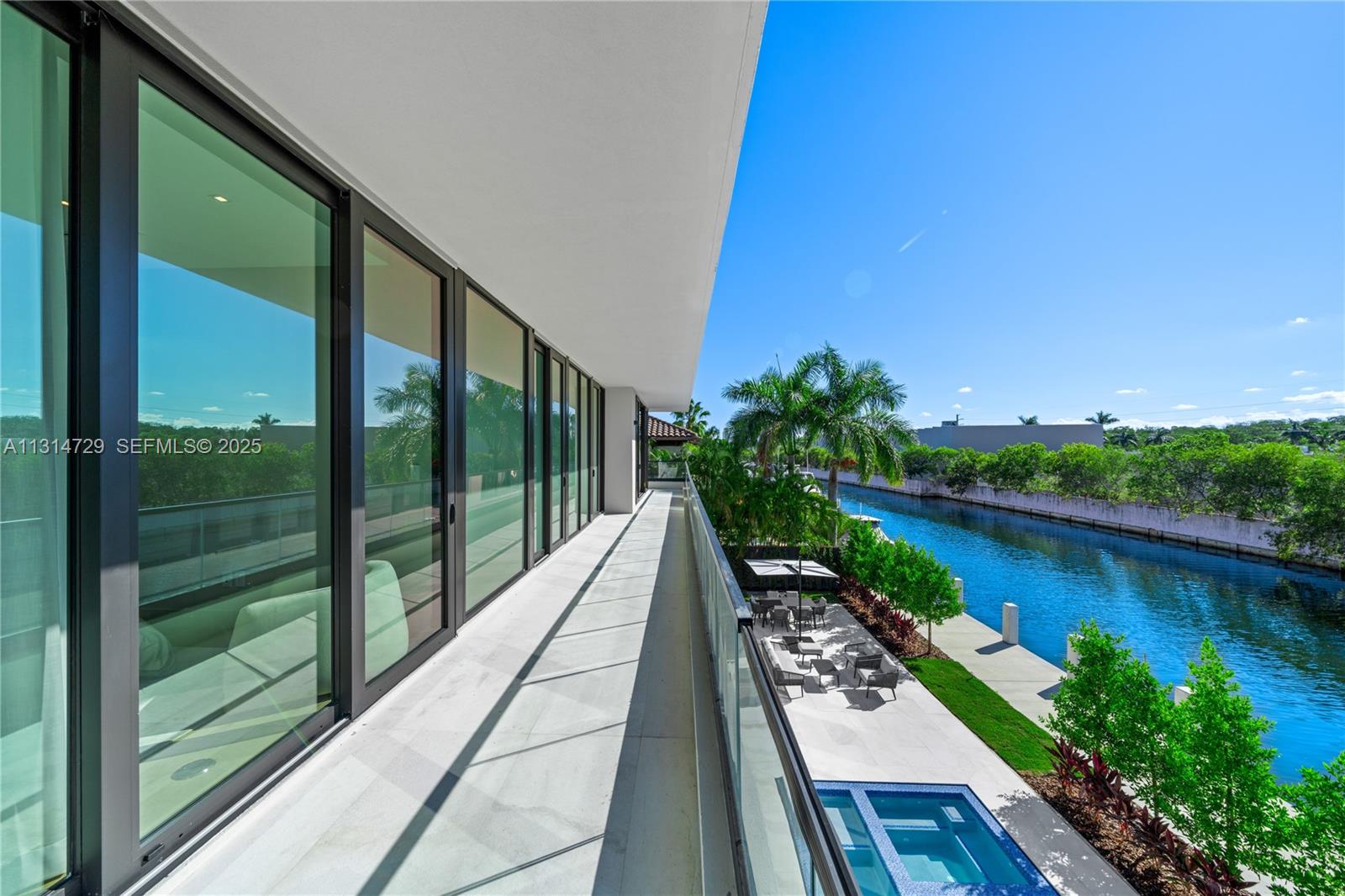 2950 NE 164th St North Miami Beach, FL 33160