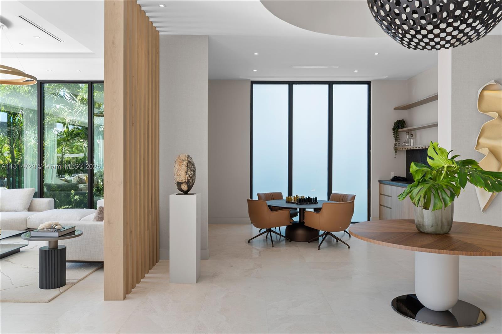 2950 NE 164th St North Miami Beach, FL 33160