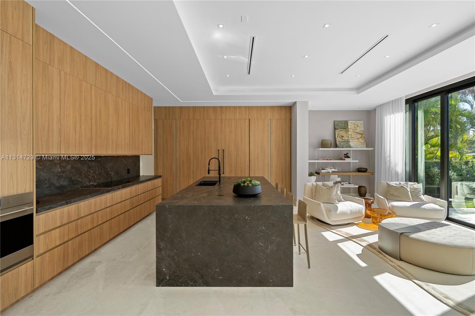 2950 NE 164th St North Miami Beach, FL 33160