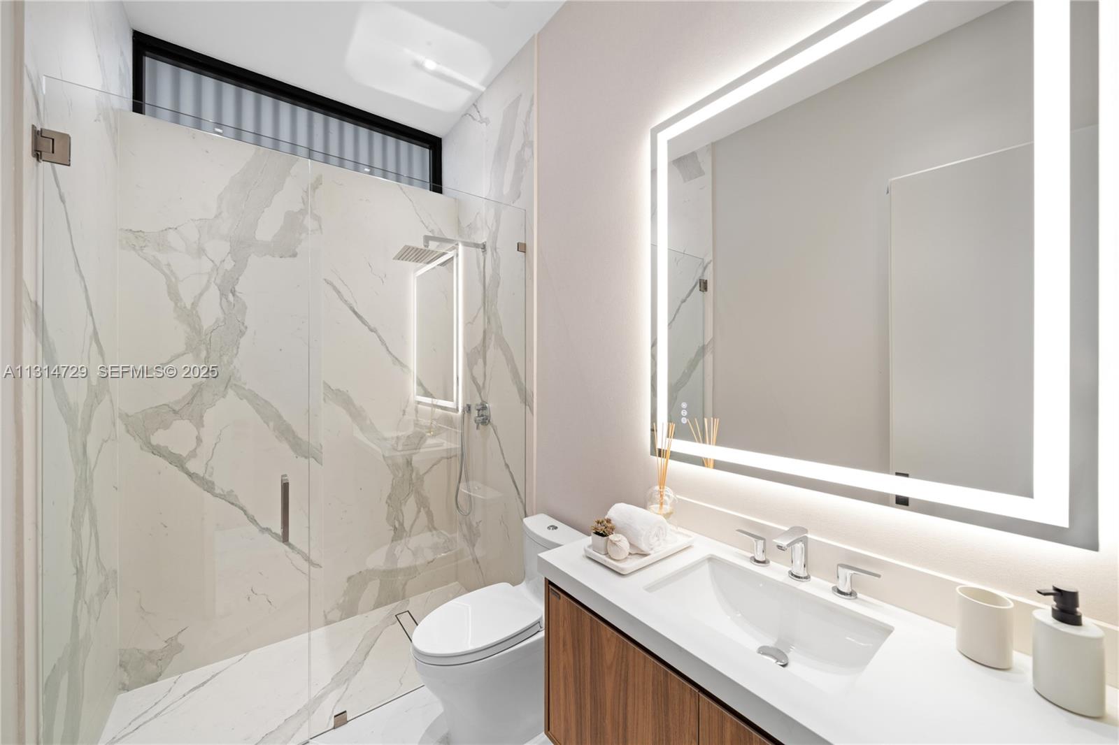 2950 NE 164th St North Miami Beach, FL 33160