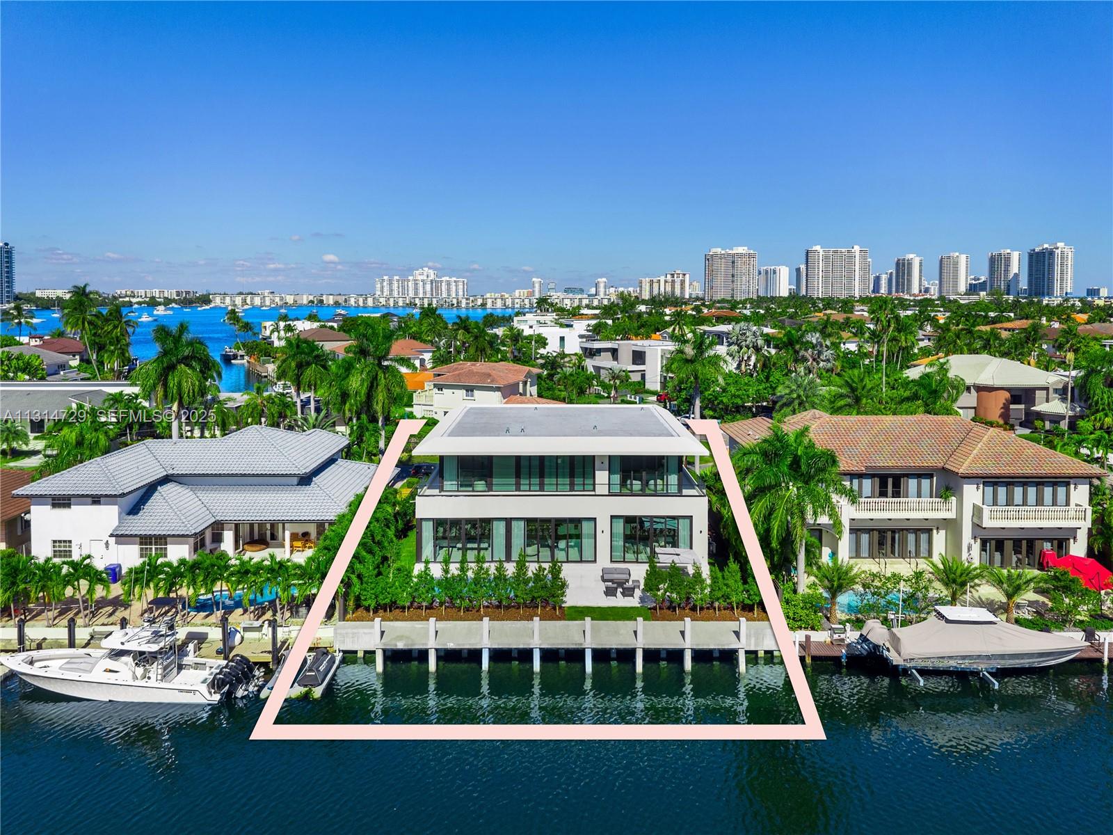 2950 NE 164th St North Miami Beach, FL 33160