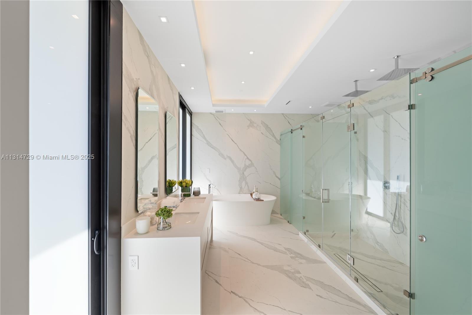 2950 NE 164th St North Miami Beach, FL 33160