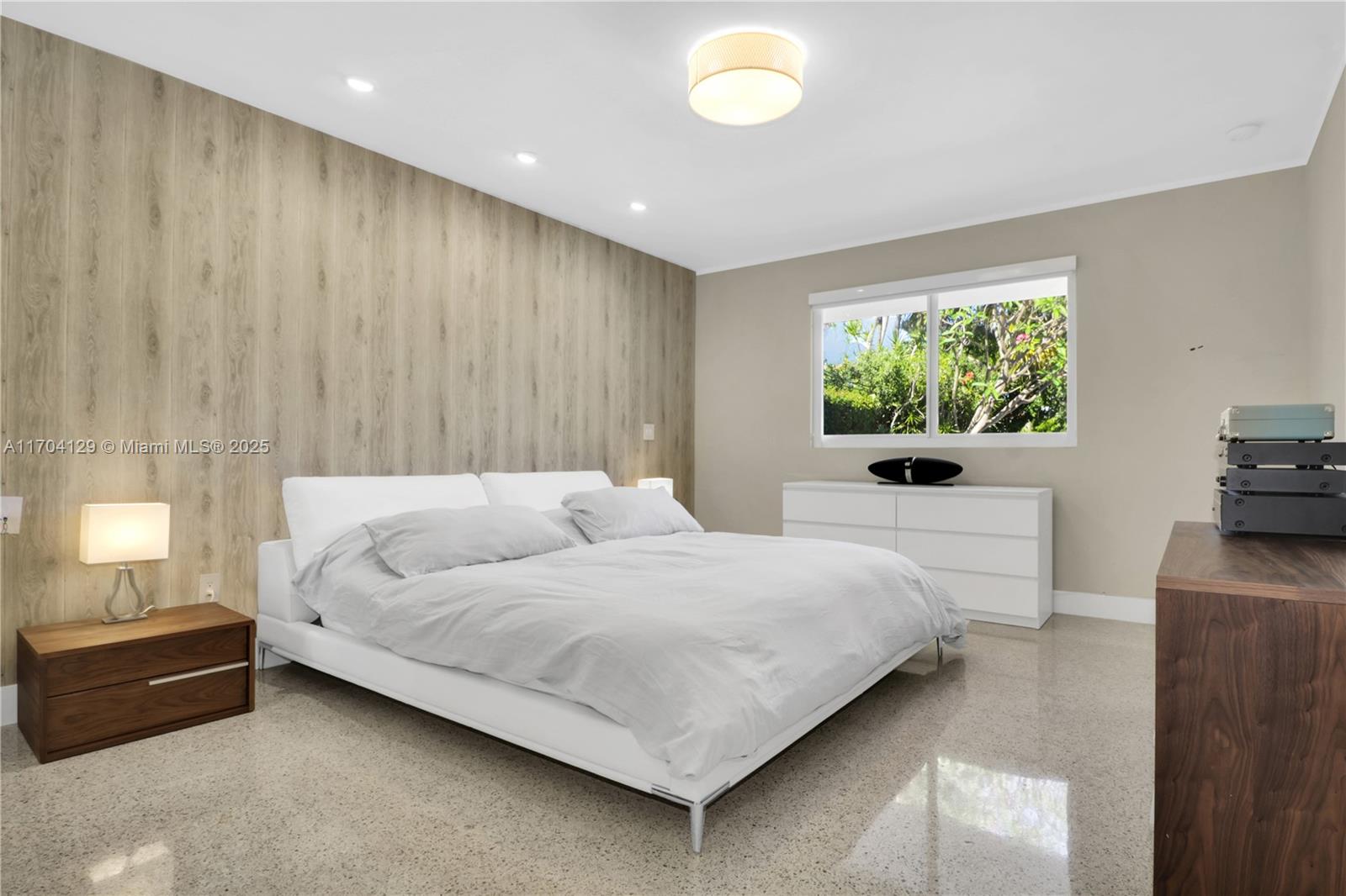 9008 Dickens Ave Surfside, FL 33154