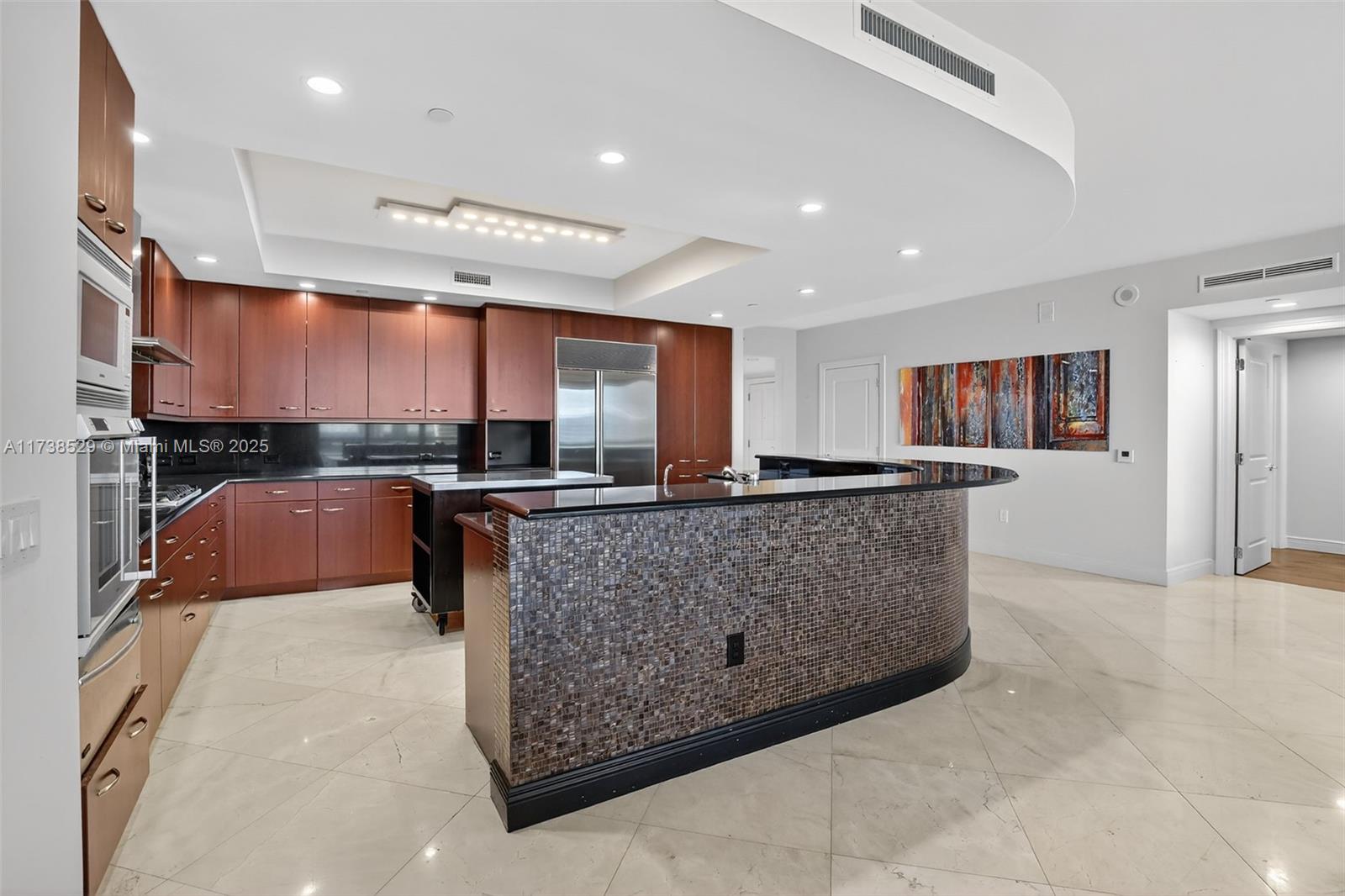 6000 Island Bl #1102 Aventura, FL 33160