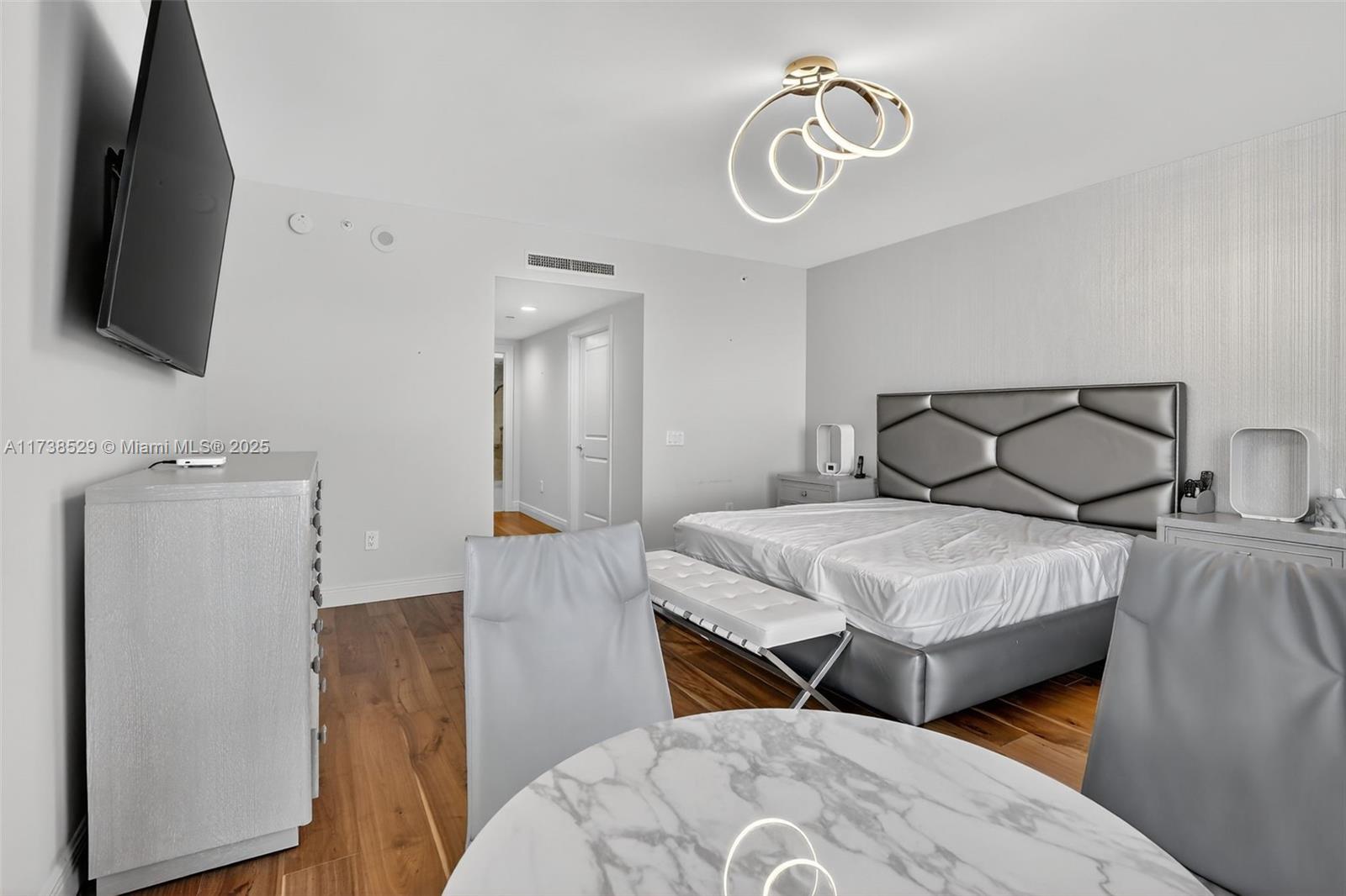 6000 Island Bl #1102 Aventura, FL 33160