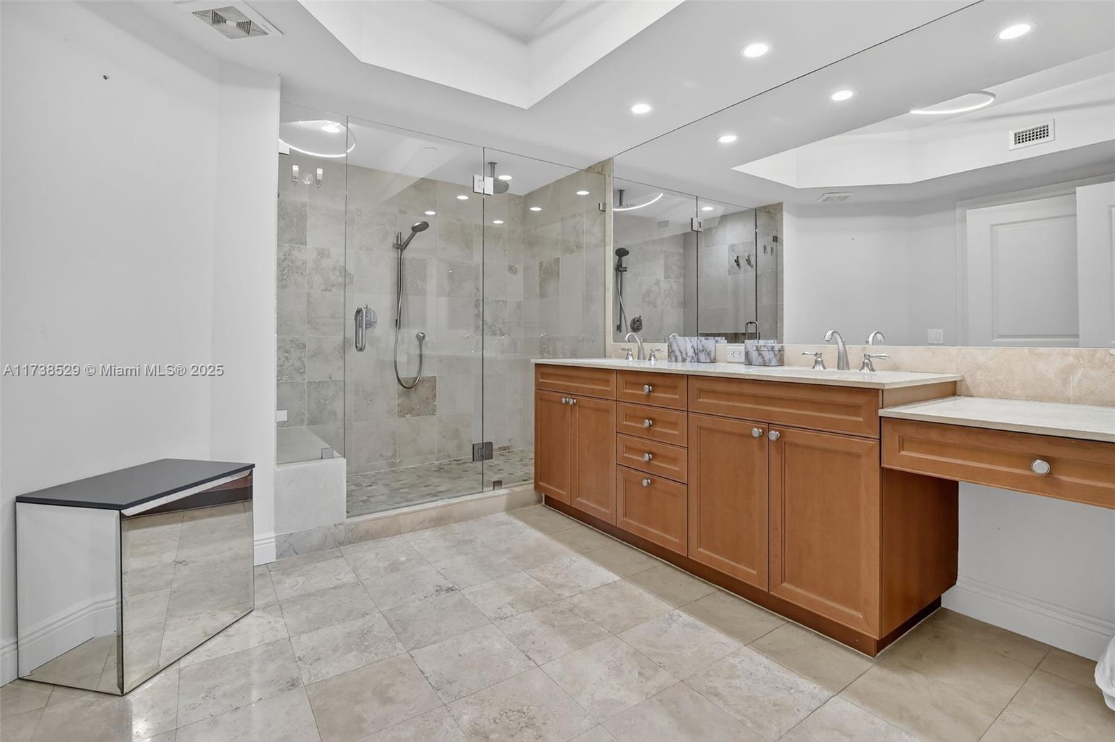 6000 Island Bl #1102 Aventura, FL 33160