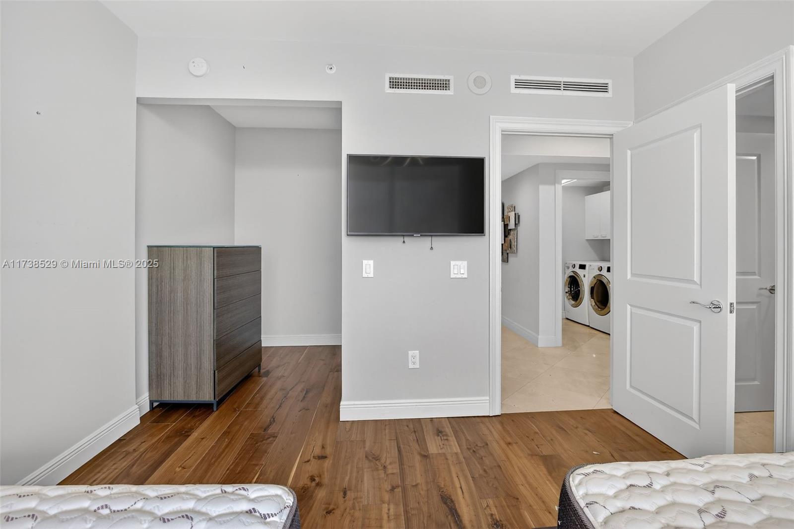 6000 Island Bl #1102 Aventura, FL 33160