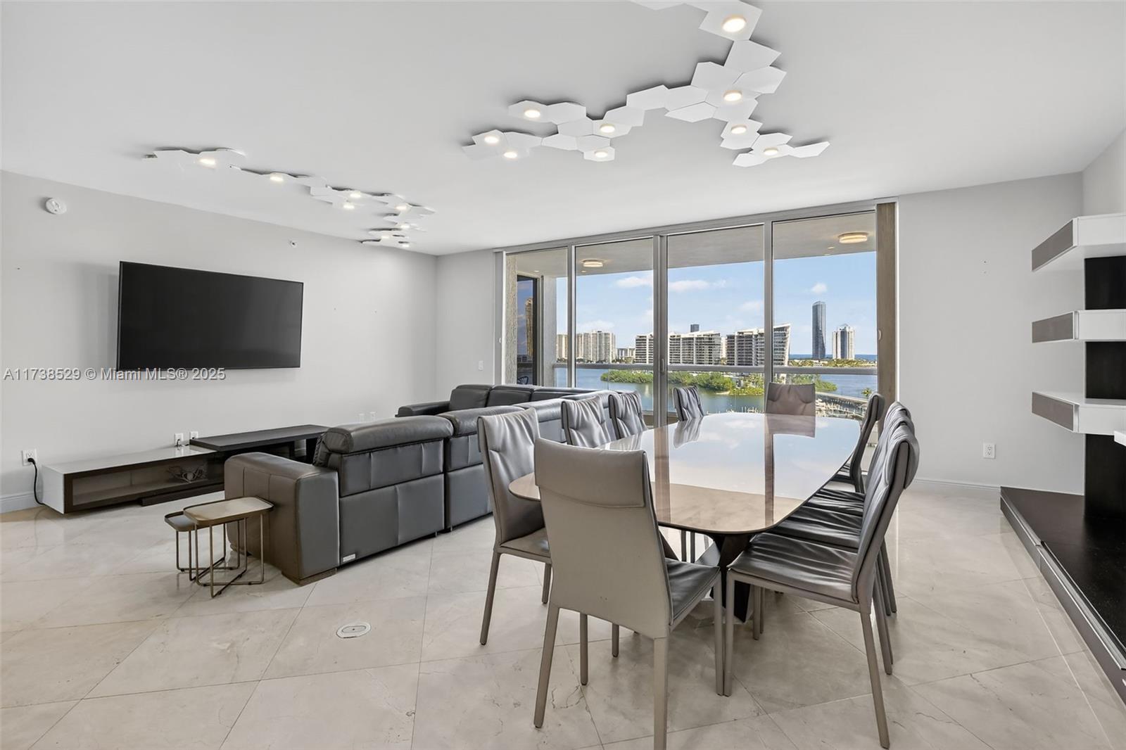 6000 Island Bl #1102 Aventura, FL 33160