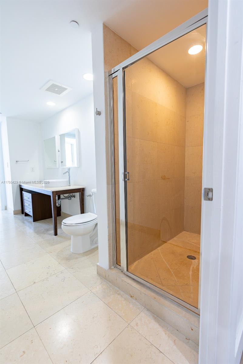 image Icon Brickell56