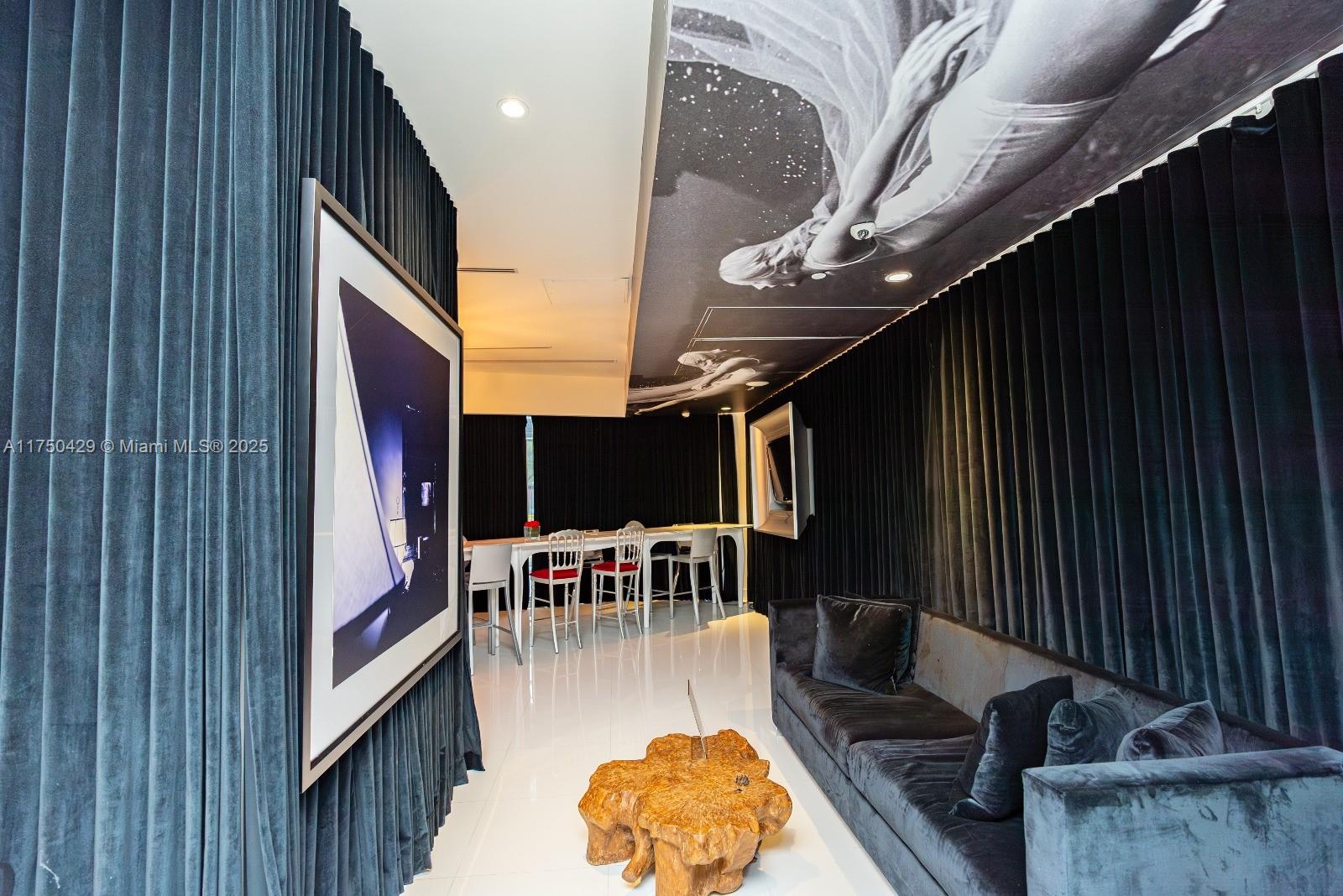 image Icon Brickell62