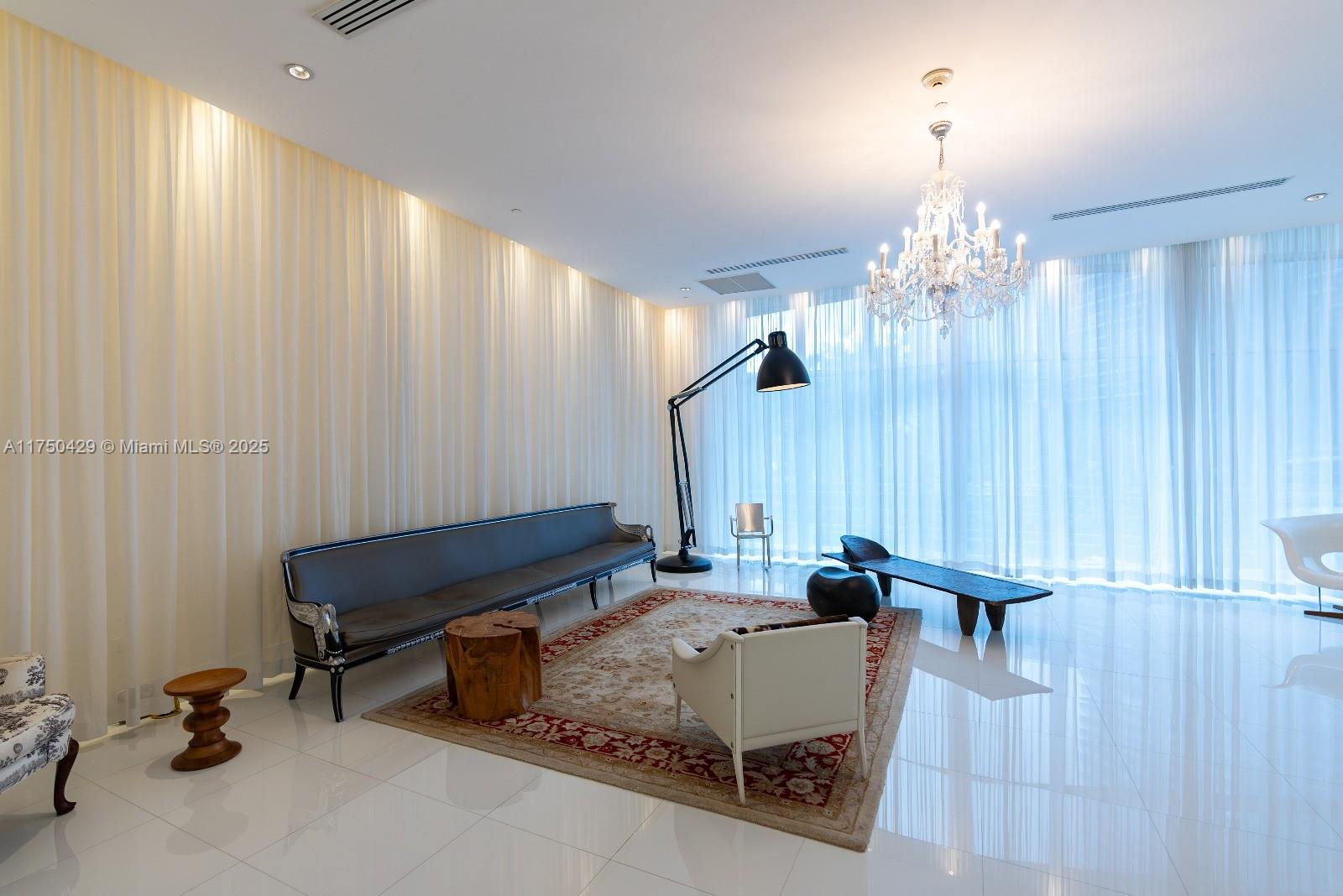 image Icon Brickell70