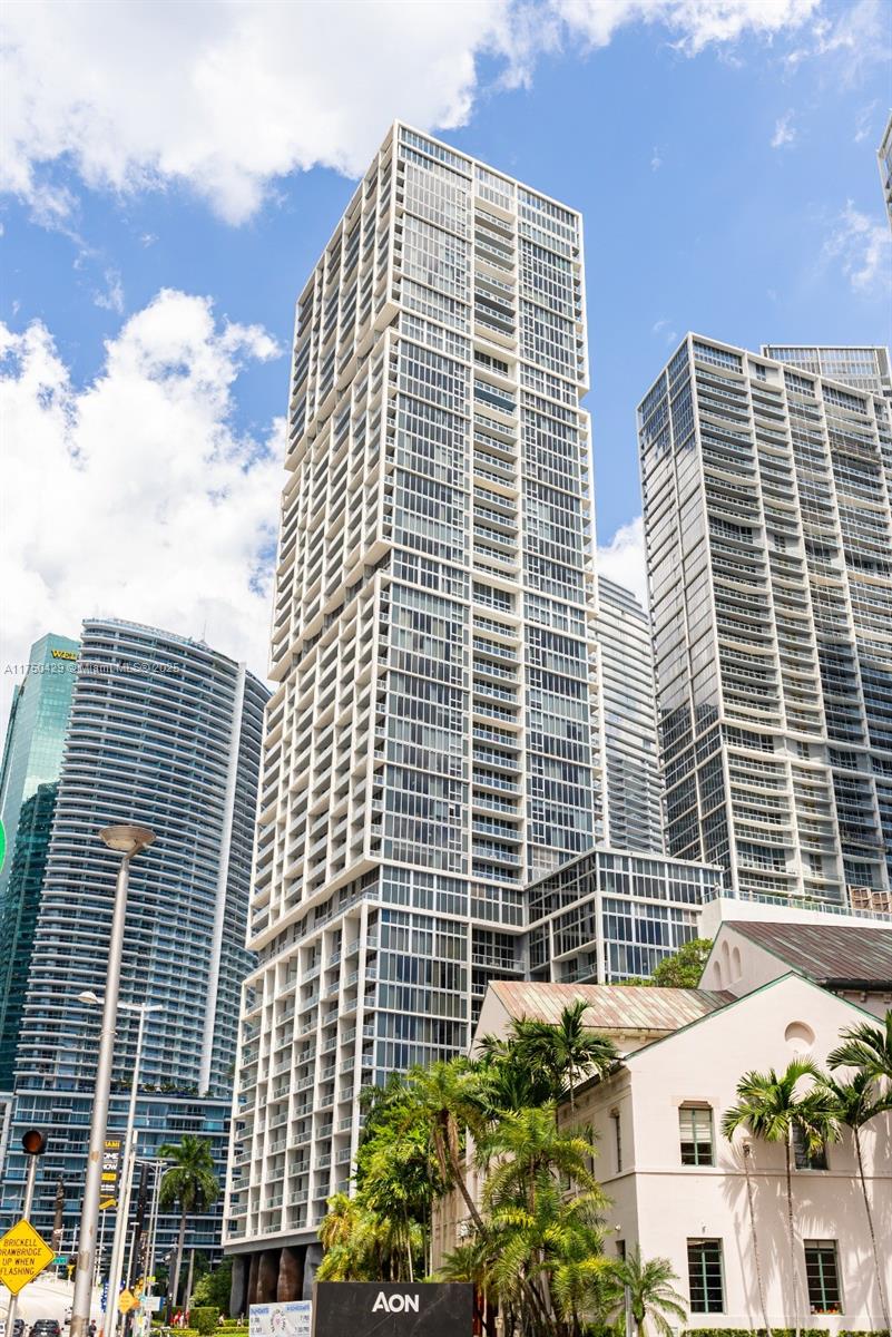 image Icon Brickell81