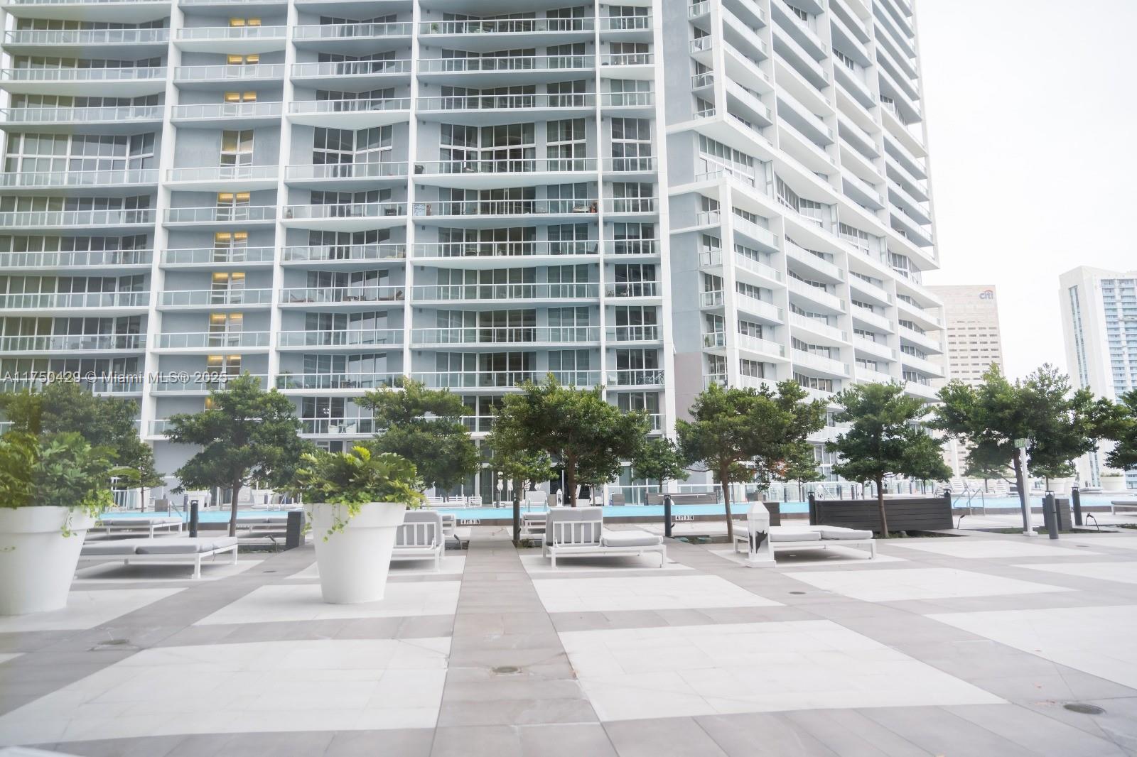 image Icon Brickell93