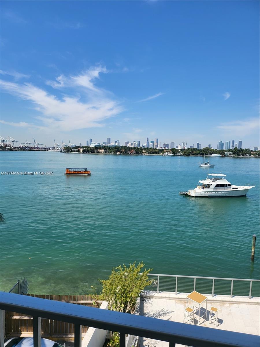 800 West Ave #412
