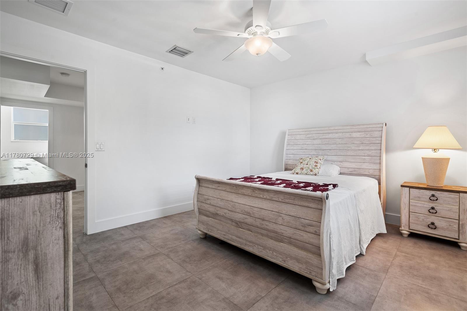 image The Dania Place11