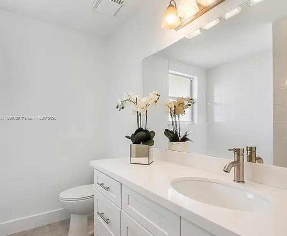 image The Dania Place19