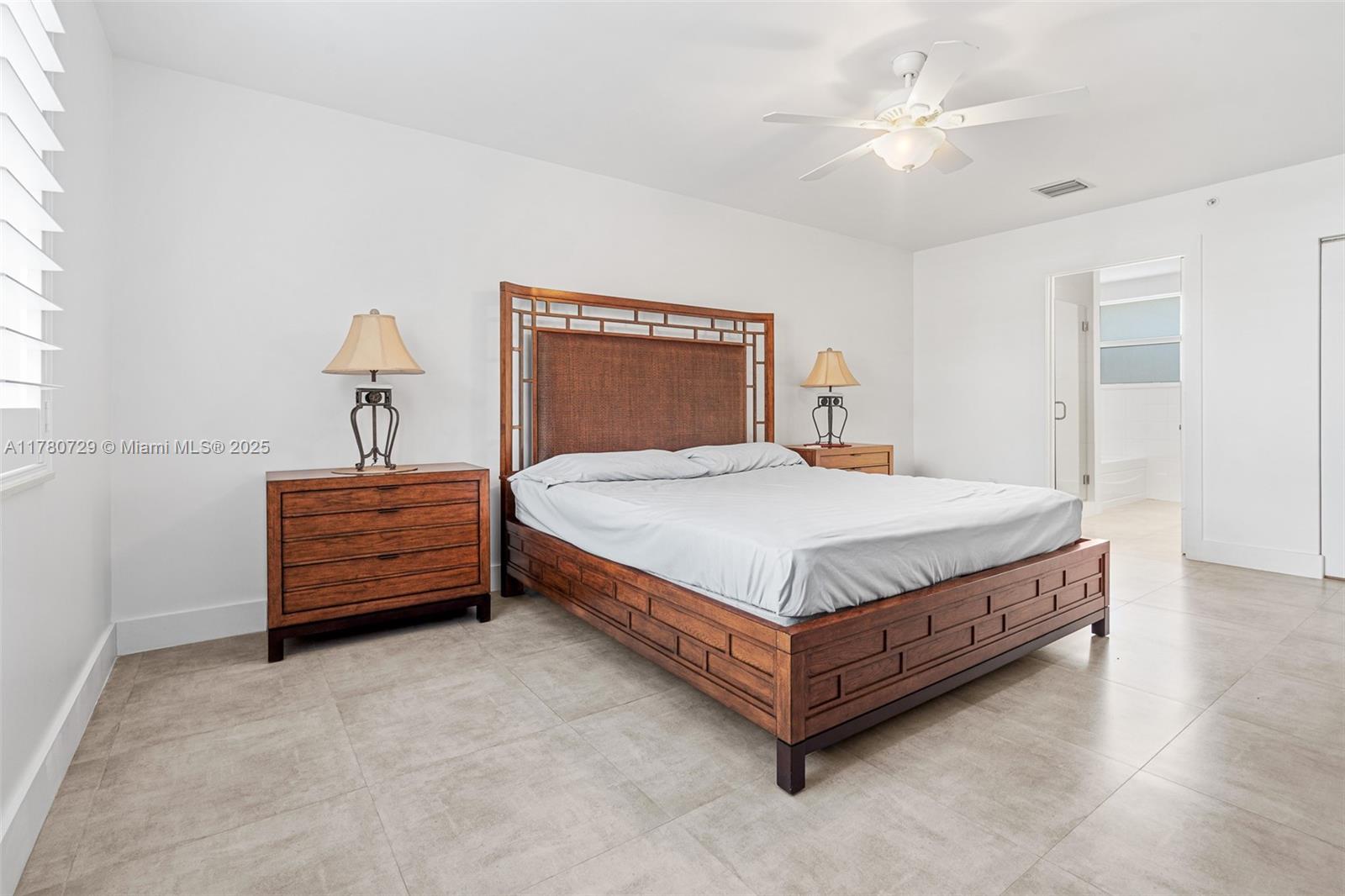 image The Dania Place39