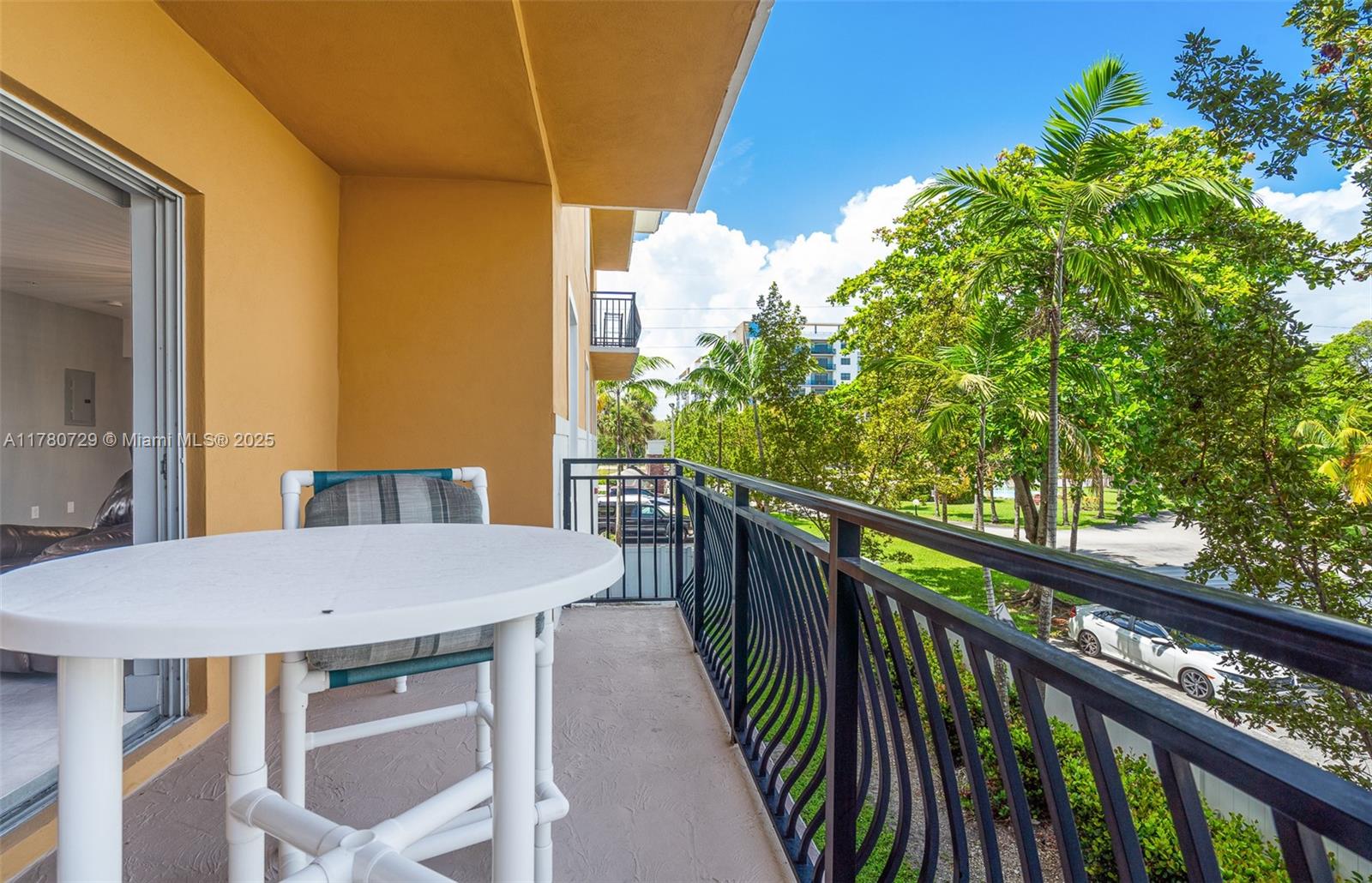 image The Dania Place49