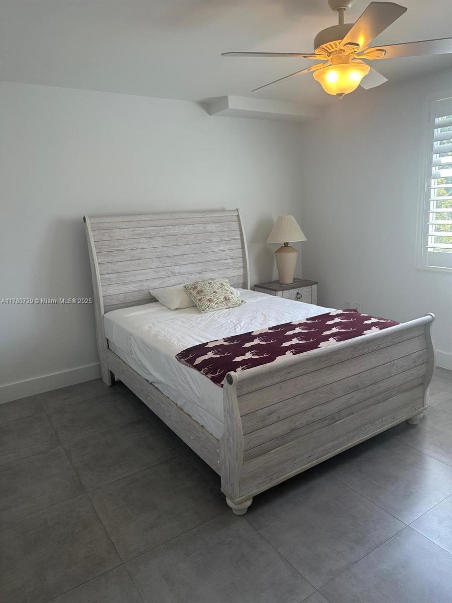 image The Dania Place8