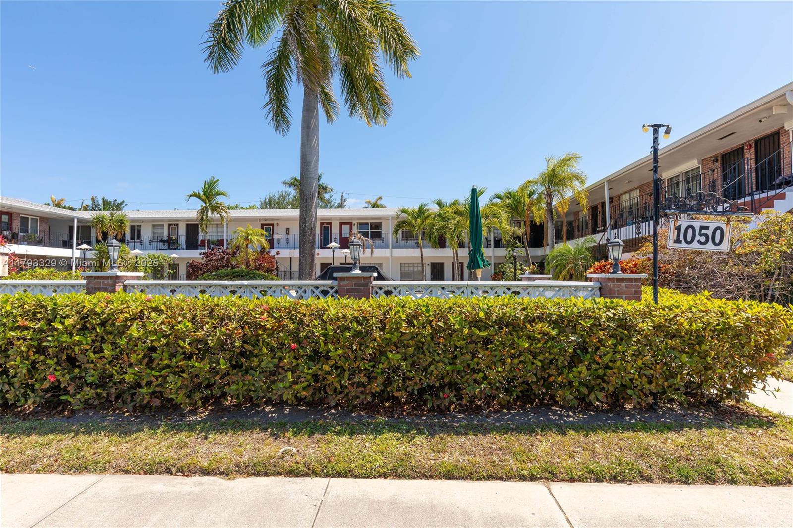 1050 Atlantic Shores Blvd #206