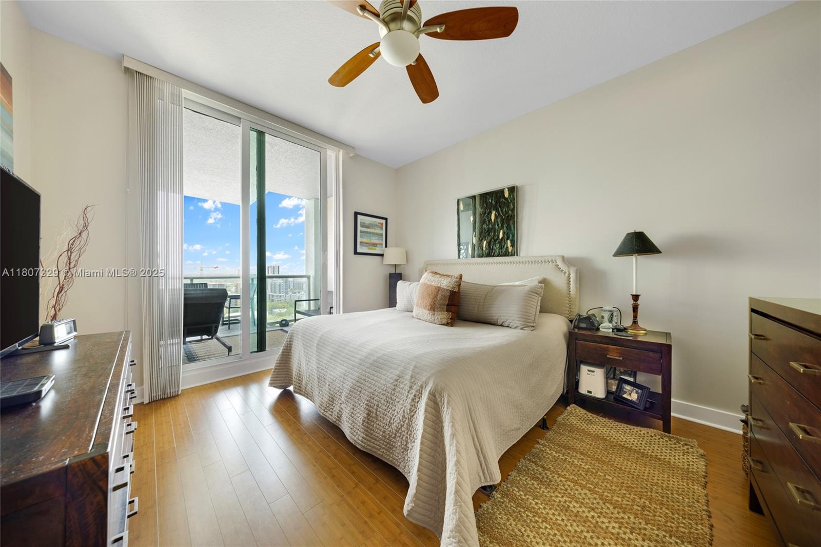 315 NE 3rd Ave #1809 Fort Lauderdale, FL 33301 315 NE 3rd Ave #1809 Fort Lauderdale, FL 33301