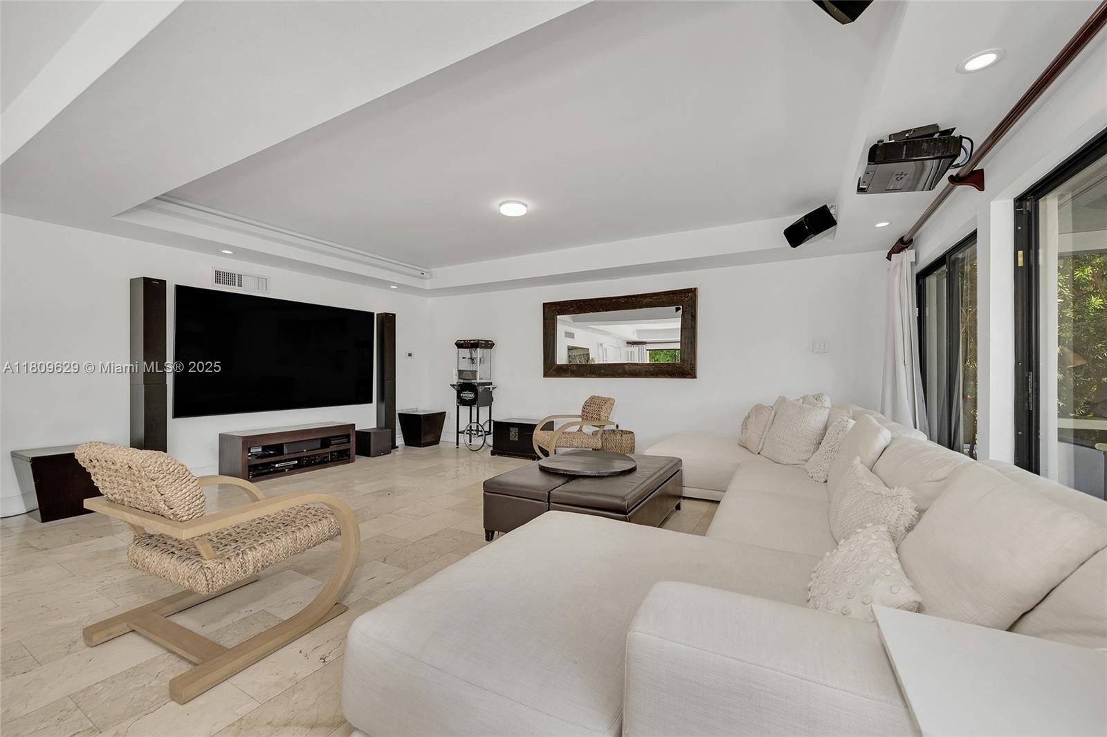 201 Knollwood Dr Key Biscayne, FL 33149 201 Knollwood Dr Key Biscayne, FL 33149