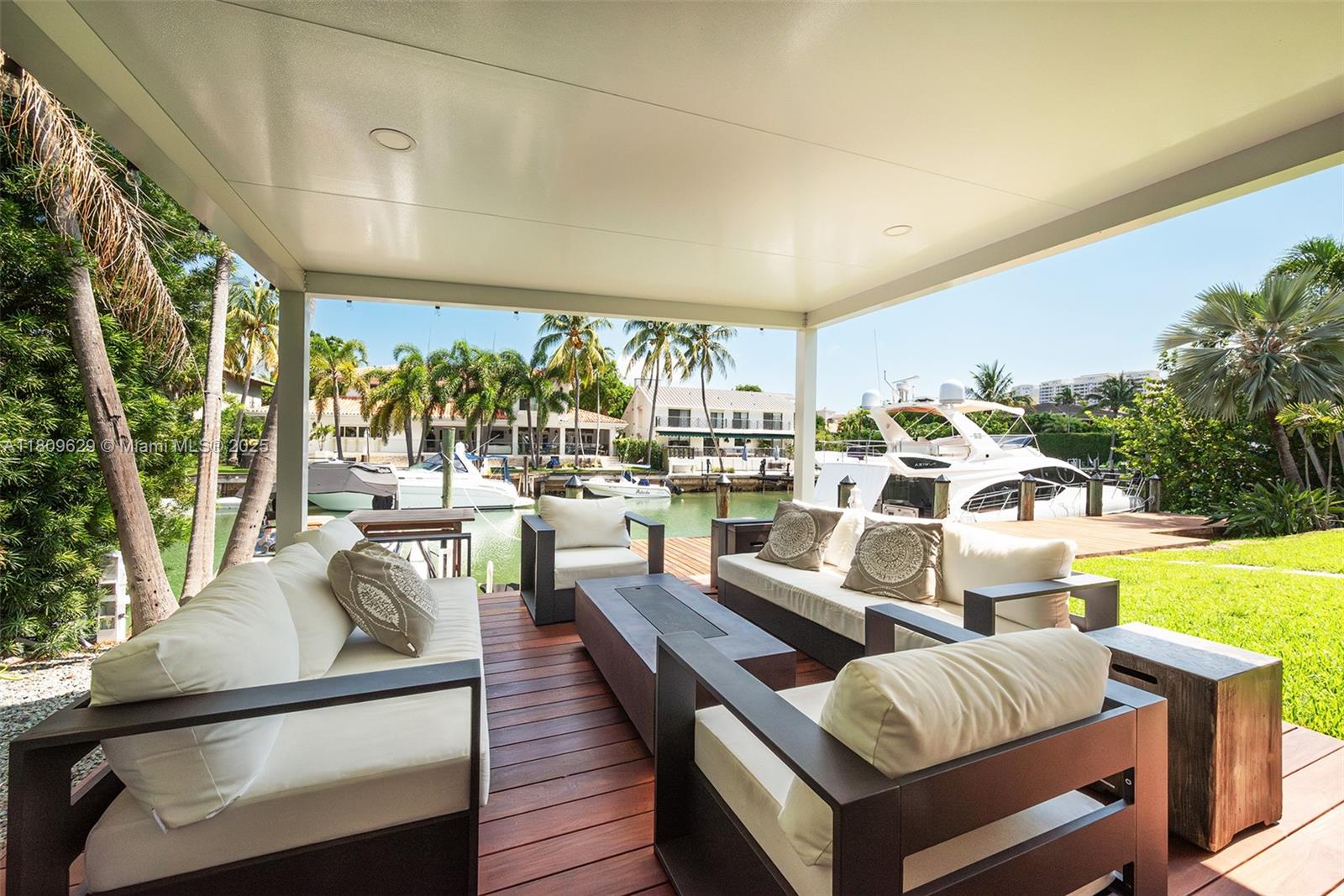 201 Knollwood Dr Key Biscayne, FL 33149 201 Knollwood Dr Key Biscayne, FL 33149
