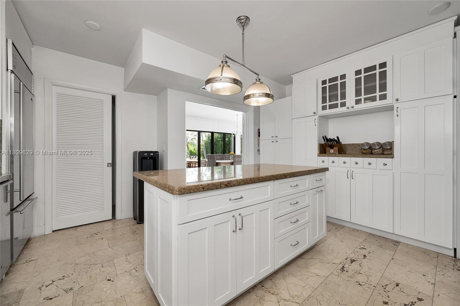 201 Knollwood Dr Key Biscayne, FL 33149 201 Knollwood Dr Key Biscayne, FL 33149