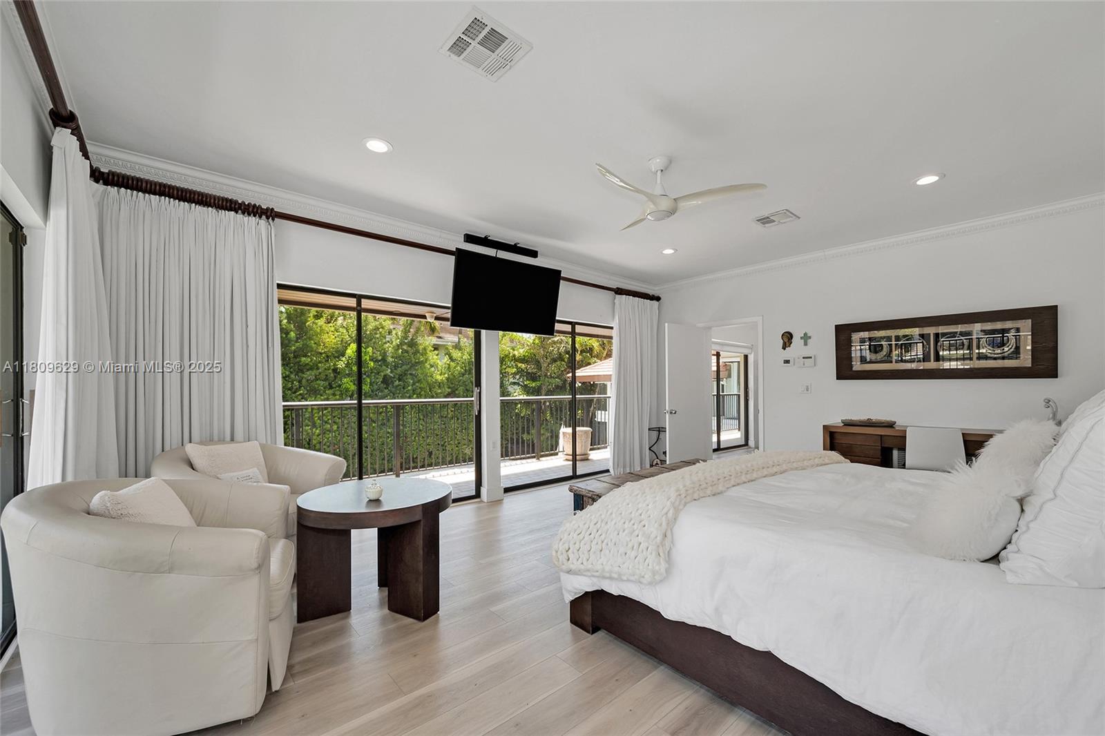 201 Knollwood Dr Key Biscayne, FL 33149 201 Knollwood Dr Key Biscayne, FL 33149