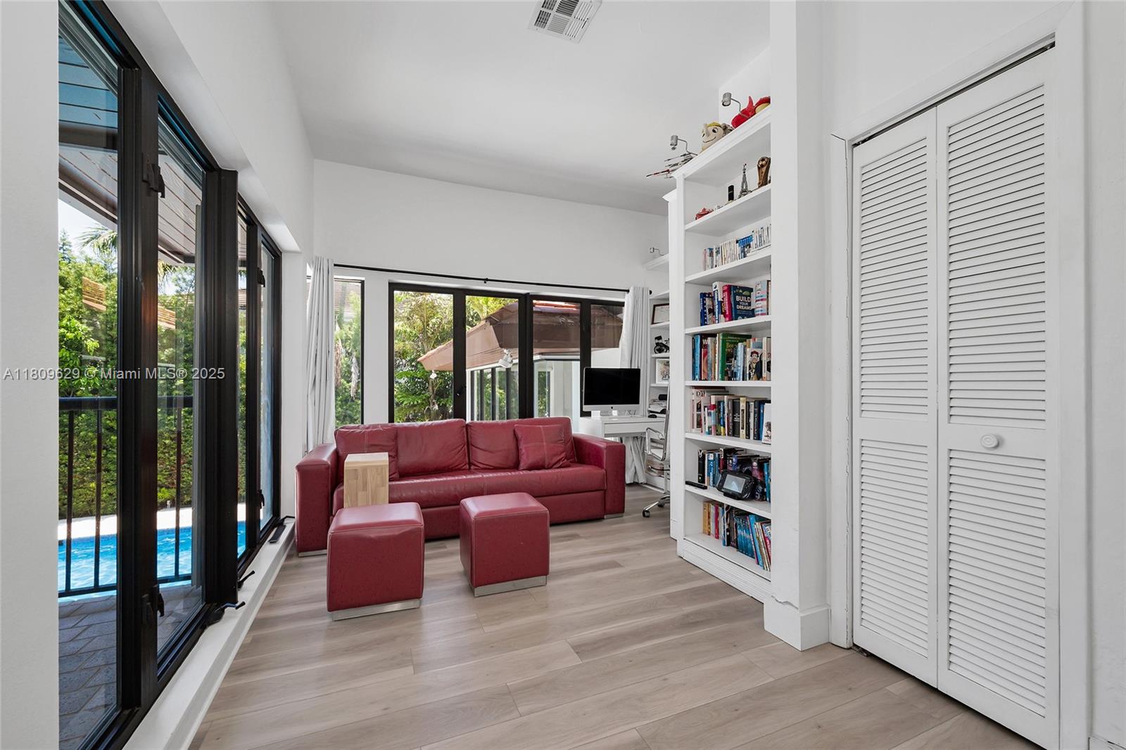 201 Knollwood Dr Key Biscayne, FL 33149 201 Knollwood Dr Key Biscayne, FL 33149