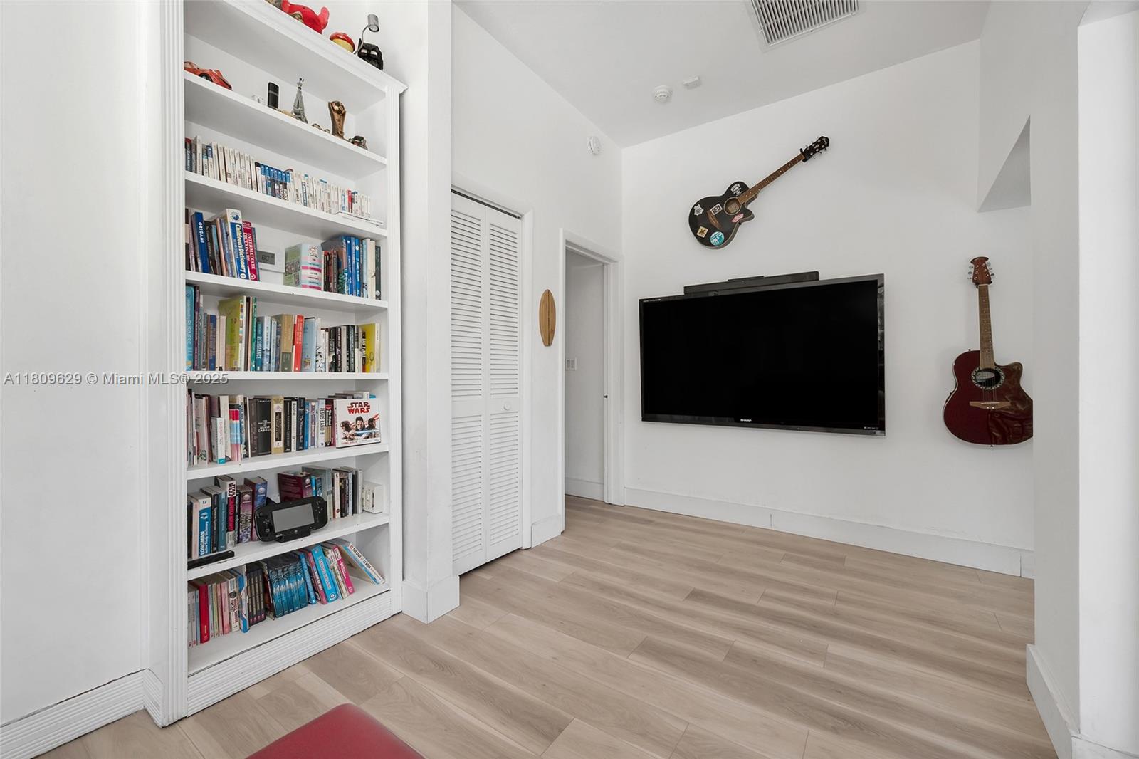 201 Knollwood Dr Key Biscayne, FL 33149 201 Knollwood Dr Key Biscayne, FL 33149