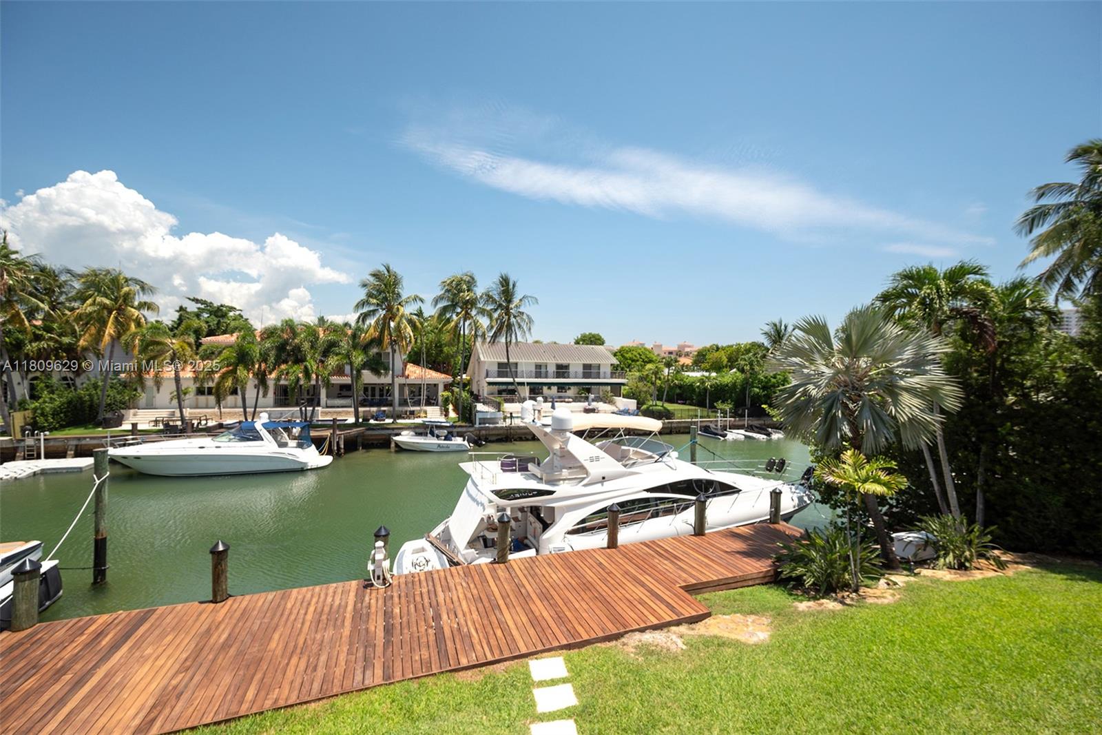 201 Knollwood Dr Key Biscayne, FL 33149 201 Knollwood Dr Key Biscayne, FL 33149