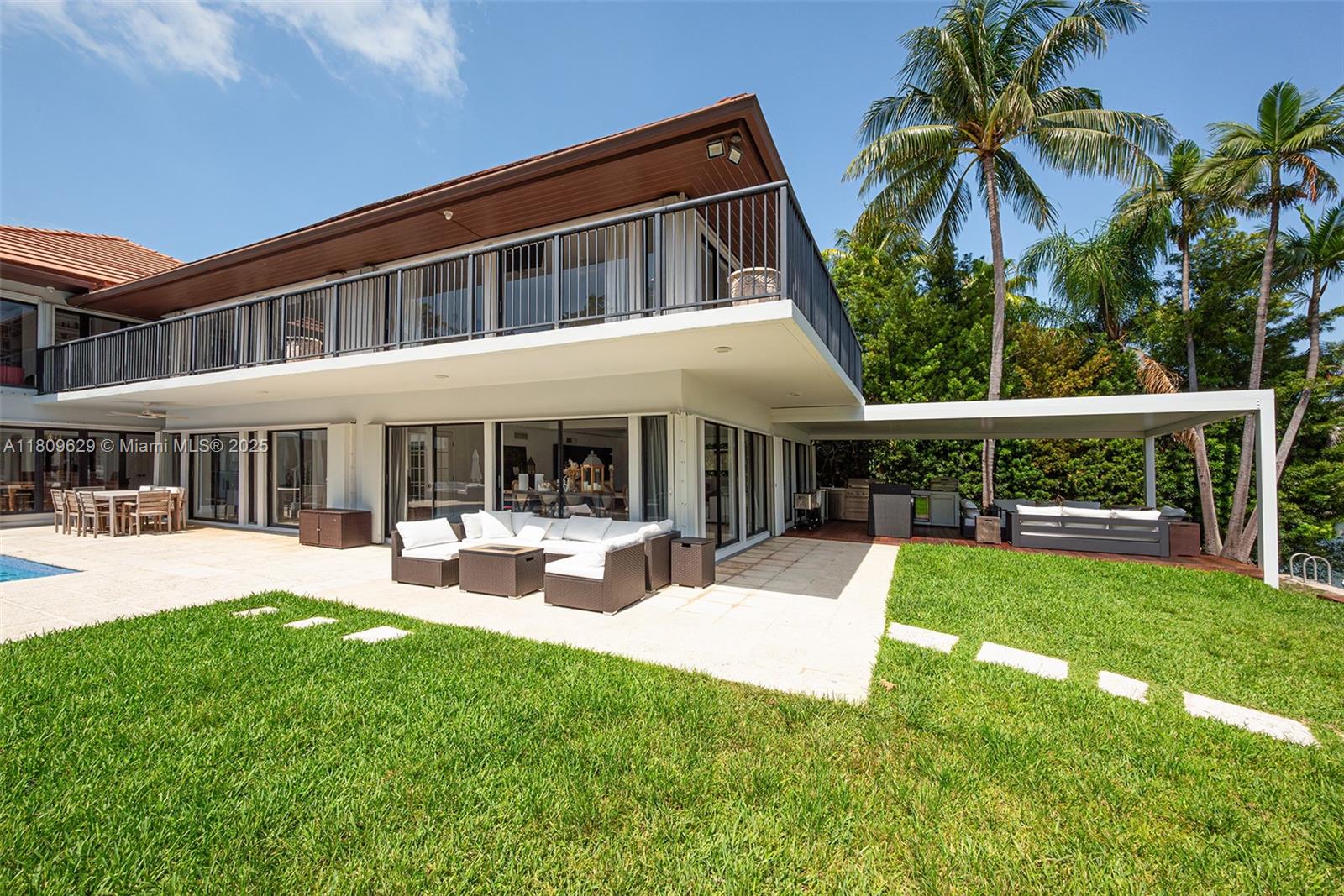 201 Knollwood Dr Key Biscayne, FL 33149 201 Knollwood Dr Key Biscayne, FL 33149