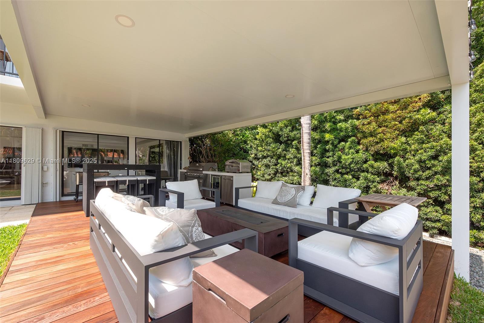 201 Knollwood Dr Key Biscayne, FL 33149 201 Knollwood Dr Key Biscayne, FL 33149