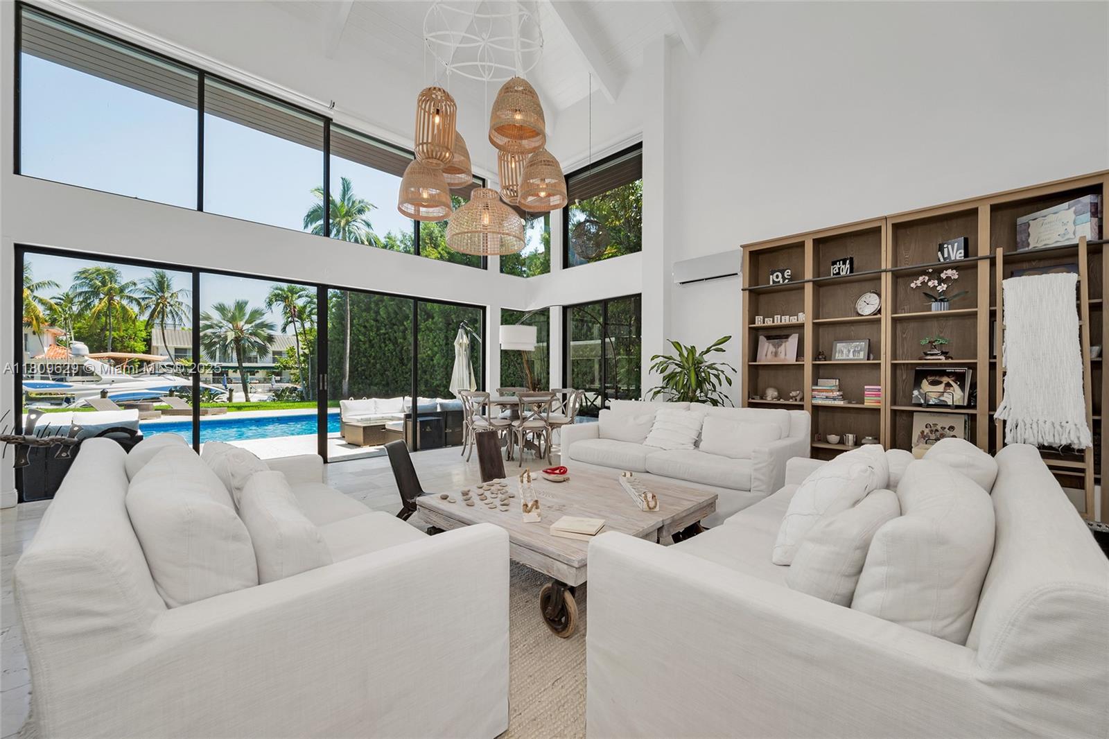 201 Knollwood Dr Key Biscayne, FL 33149 201 Knollwood Dr Key Biscayne, FL 33149
